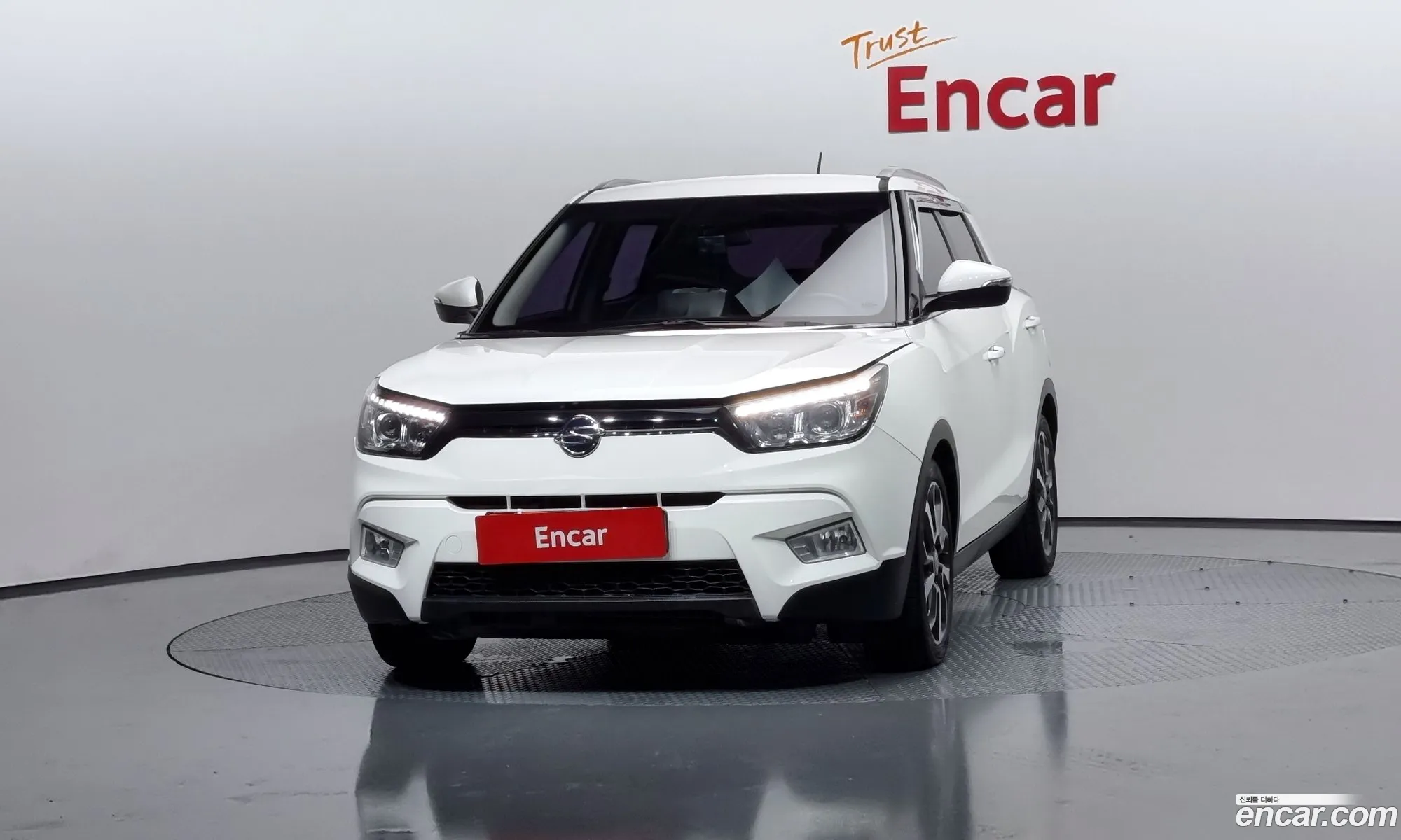 Kg Mobility Ssangyong Tivoli Diesel Vx 2Wd - фотография 4692665