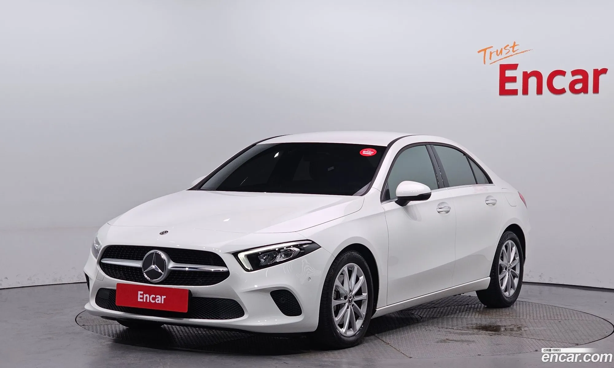 Mercedes-Benz A-Klasse A220 Sedan 2020 - фотография 1038495
