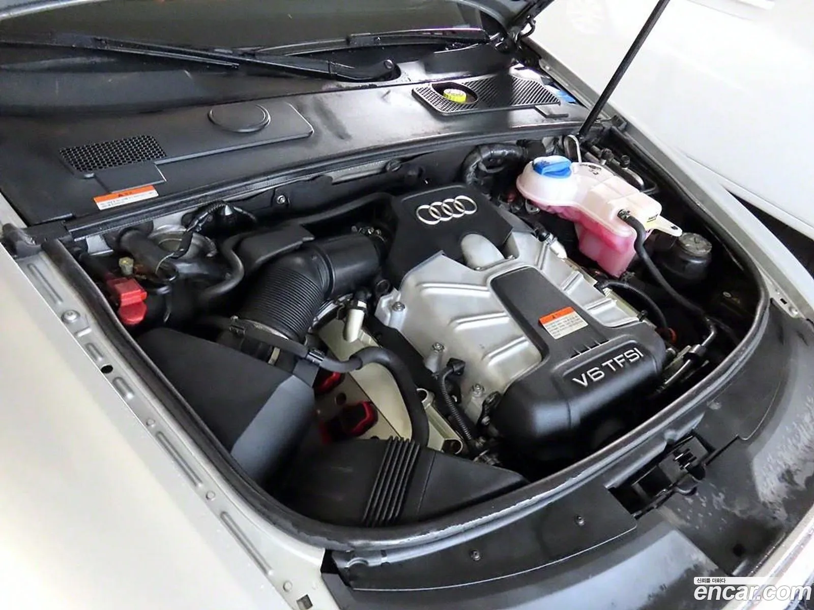 Audi New A6 30 Tfsi Quattro S-Line C6 - фотография 12631184