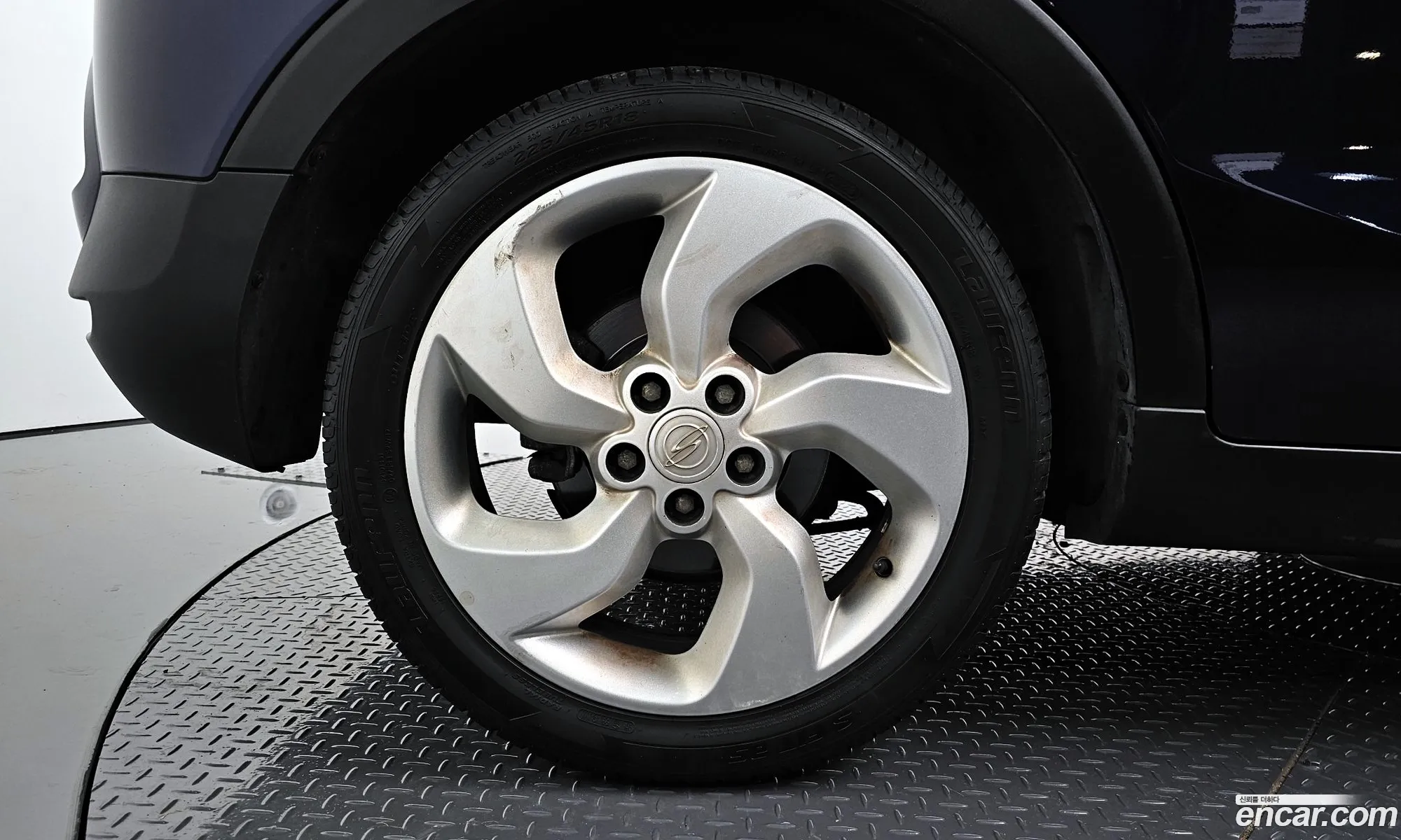 Kg Mobility Ssangyong Tivoli Lx 2Wd Luxury Model - фотография 4687527