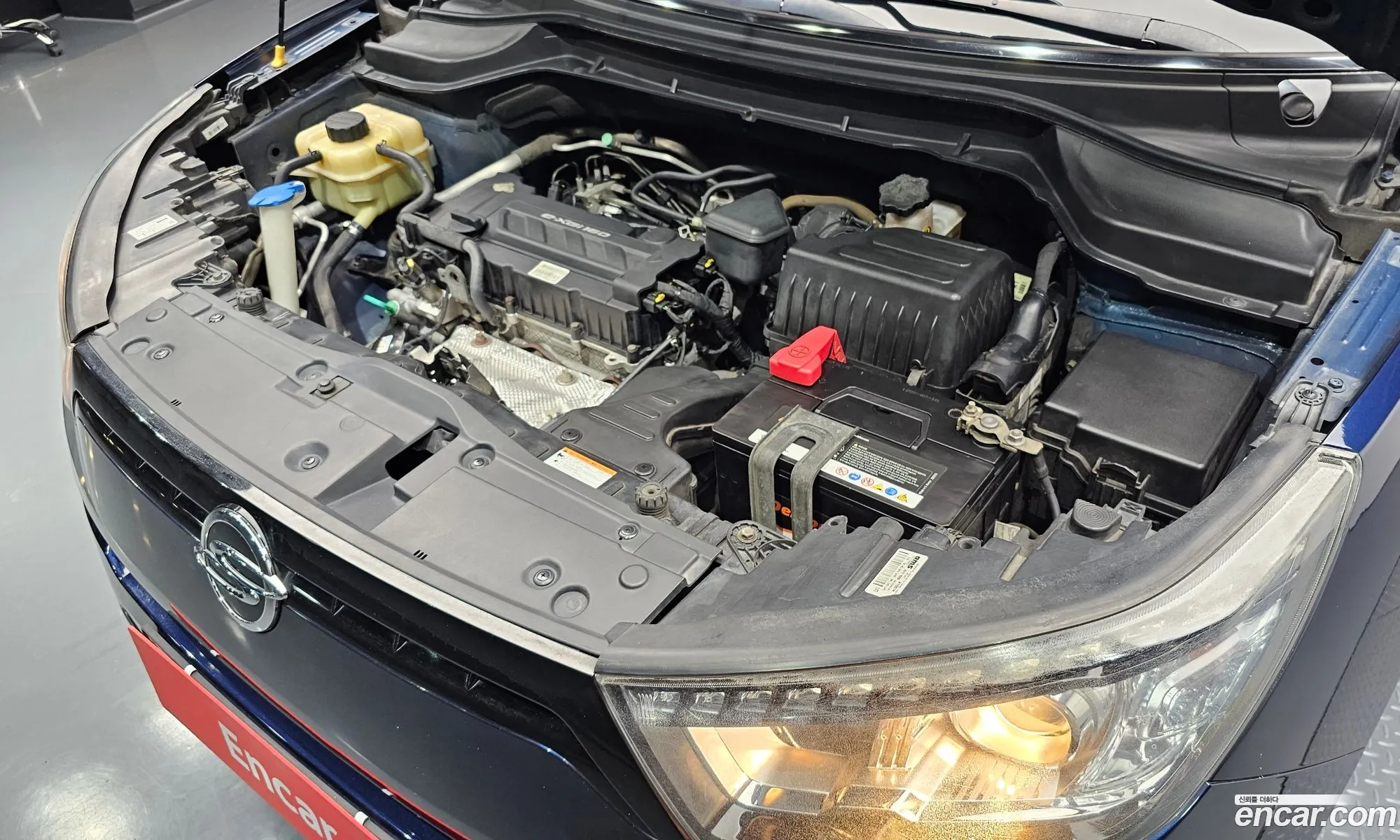 Kg Mobility Ssangyong Tivoli Lx 2Wd Luxury Model - фотография 4687528