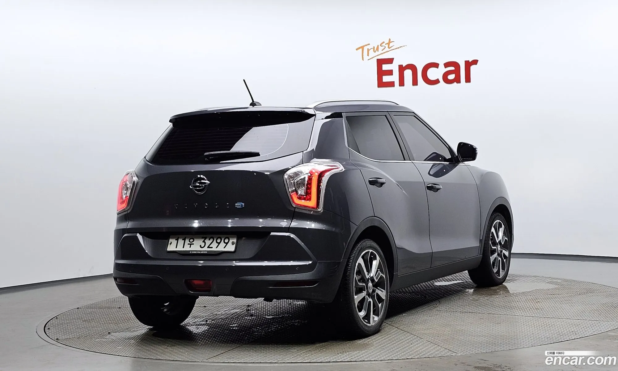Kg Mobility Ssangyong Tivoli Diesel Lx 2Wd - фотография 14947016