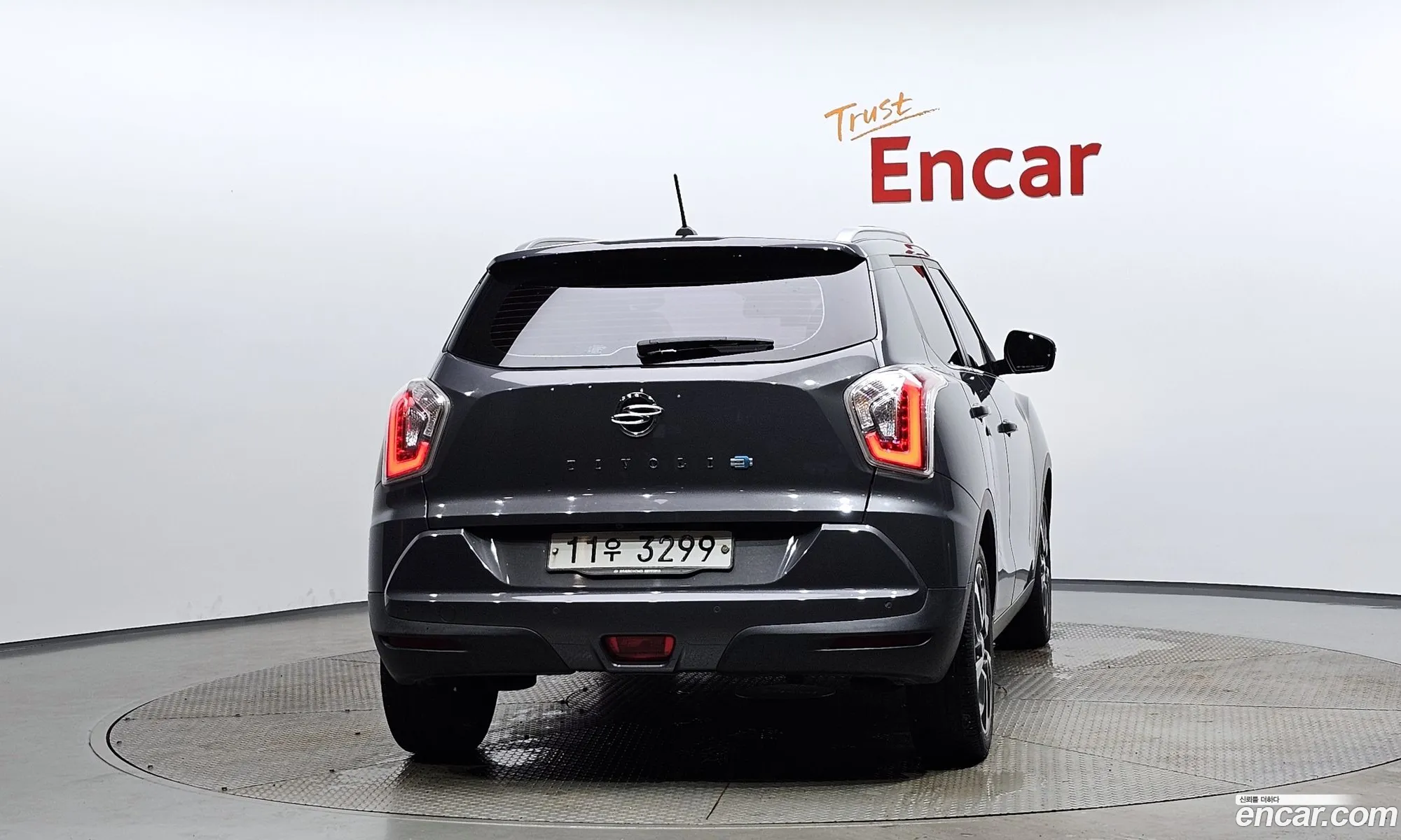 Kg Mobility Ssangyong Tivoli Diesel Lx 2Wd - фотография 14947018