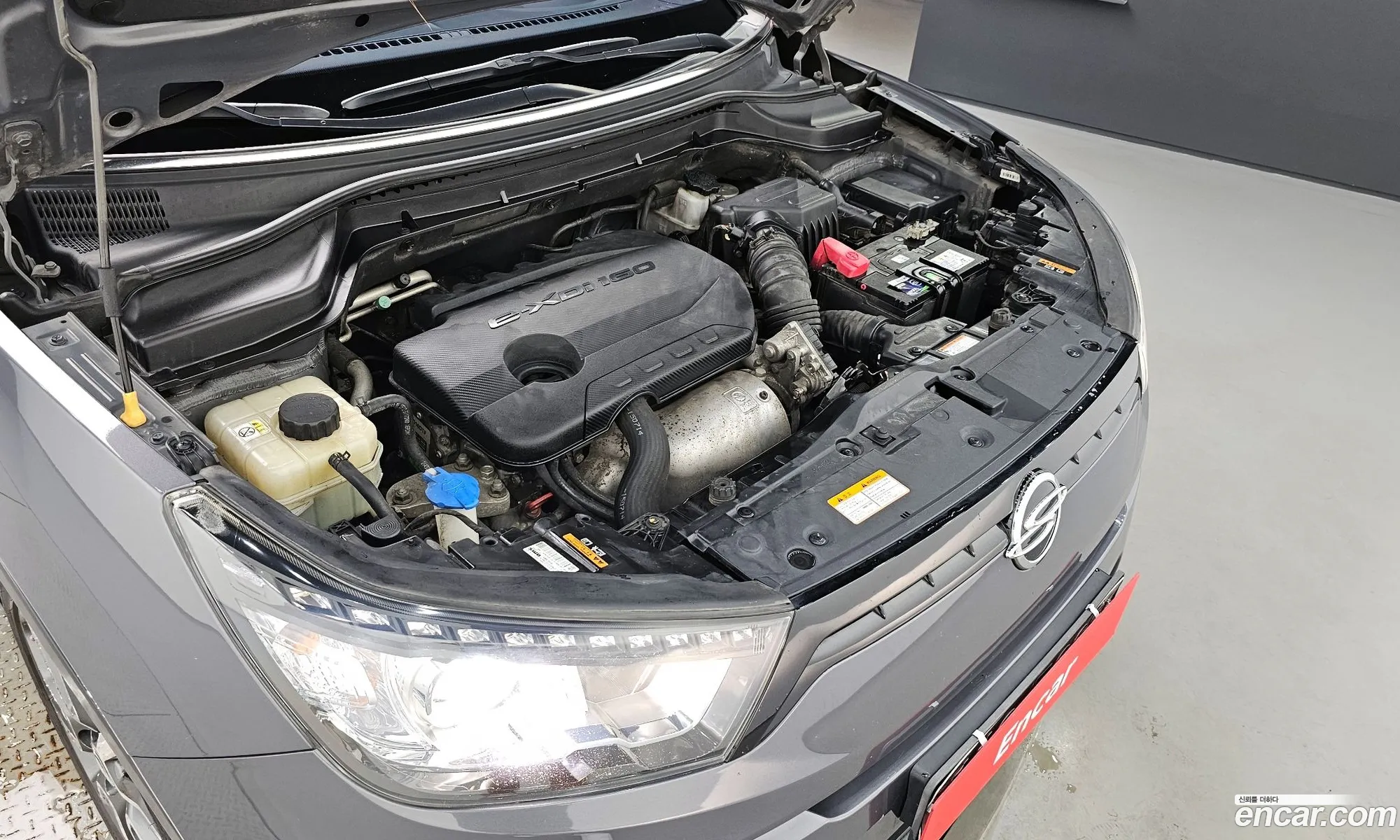 Kg Mobility Ssangyong Tivoli Diesel Lx 2Wd - фотография 14947020