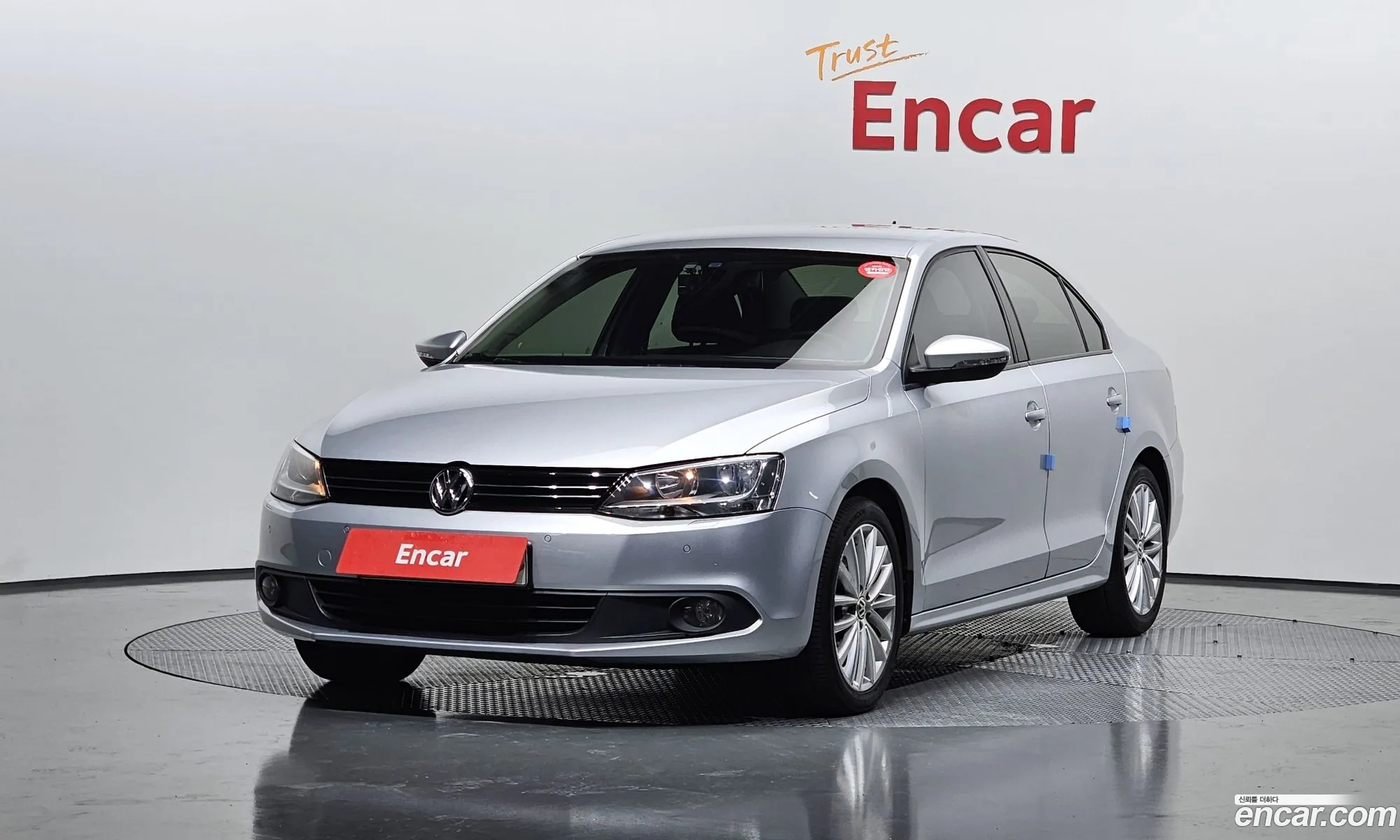 Volkswagen New Jetta 16 Tdi Bluemotion 6Th Generation - фотография 12684002