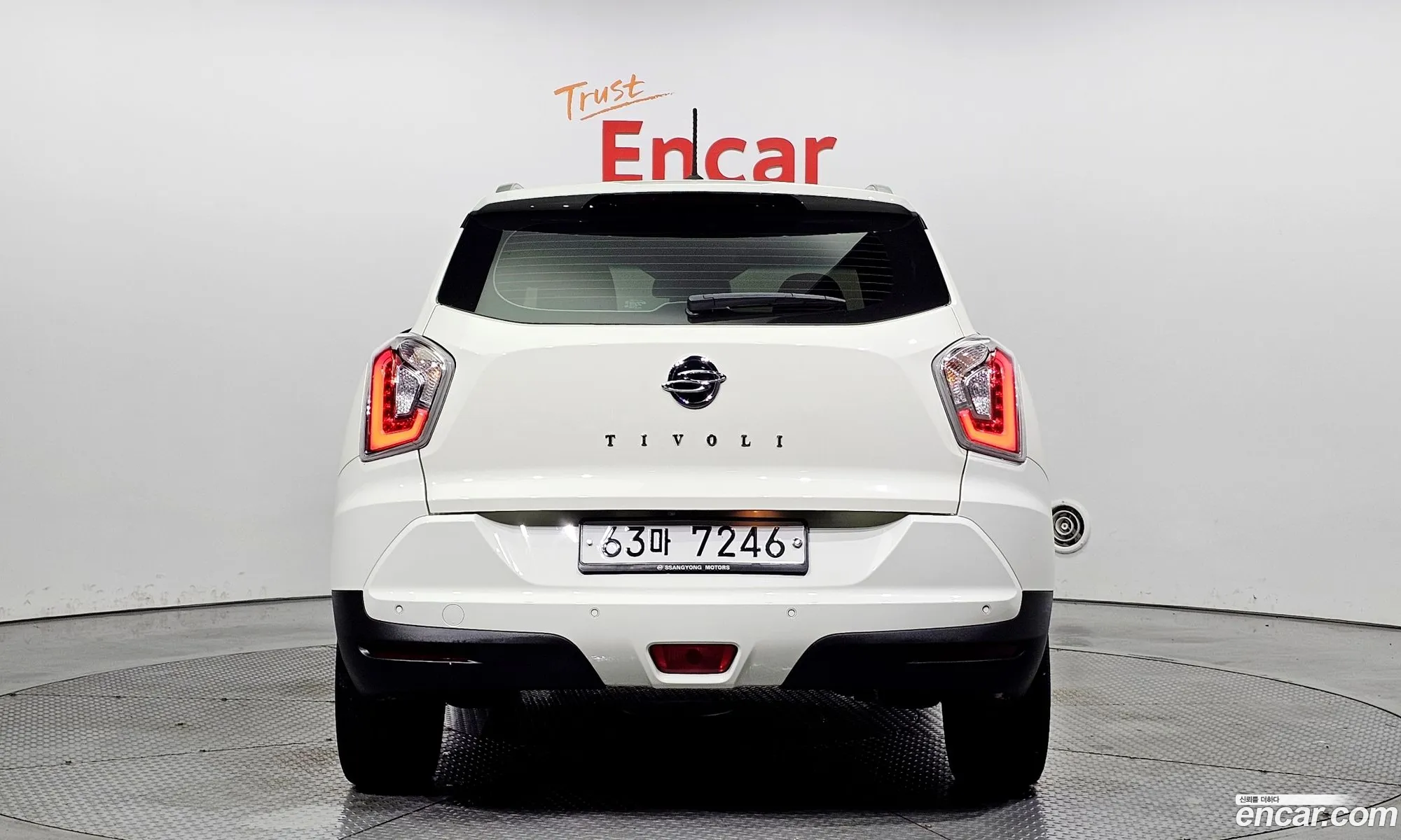 Kg Mobility Ssangyong Tivoli Lx 2Wd Luxury Model - фотография 7573806