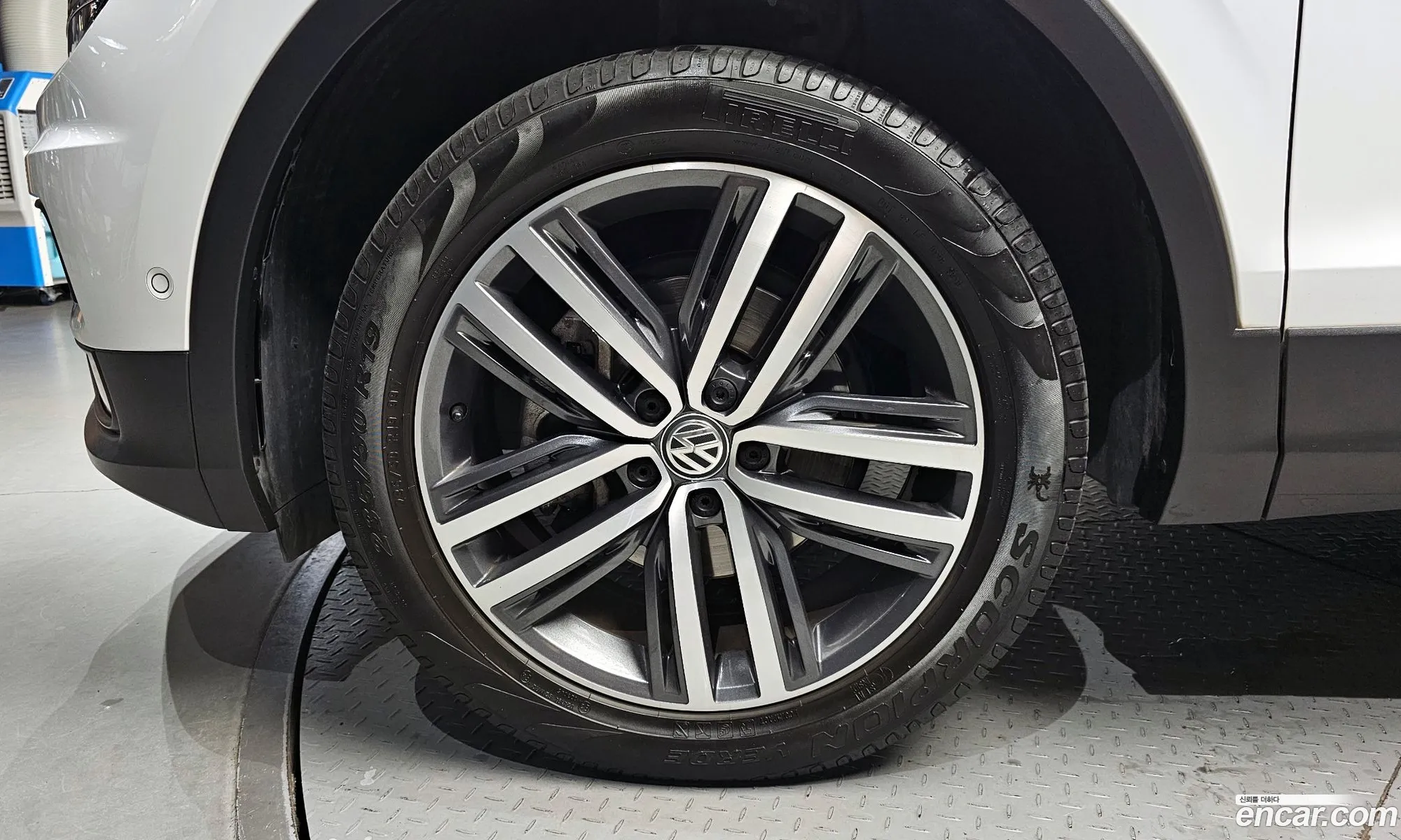 Volkswagen Tiguan Allspace 20 Tdi Prestige - фотография 12677510