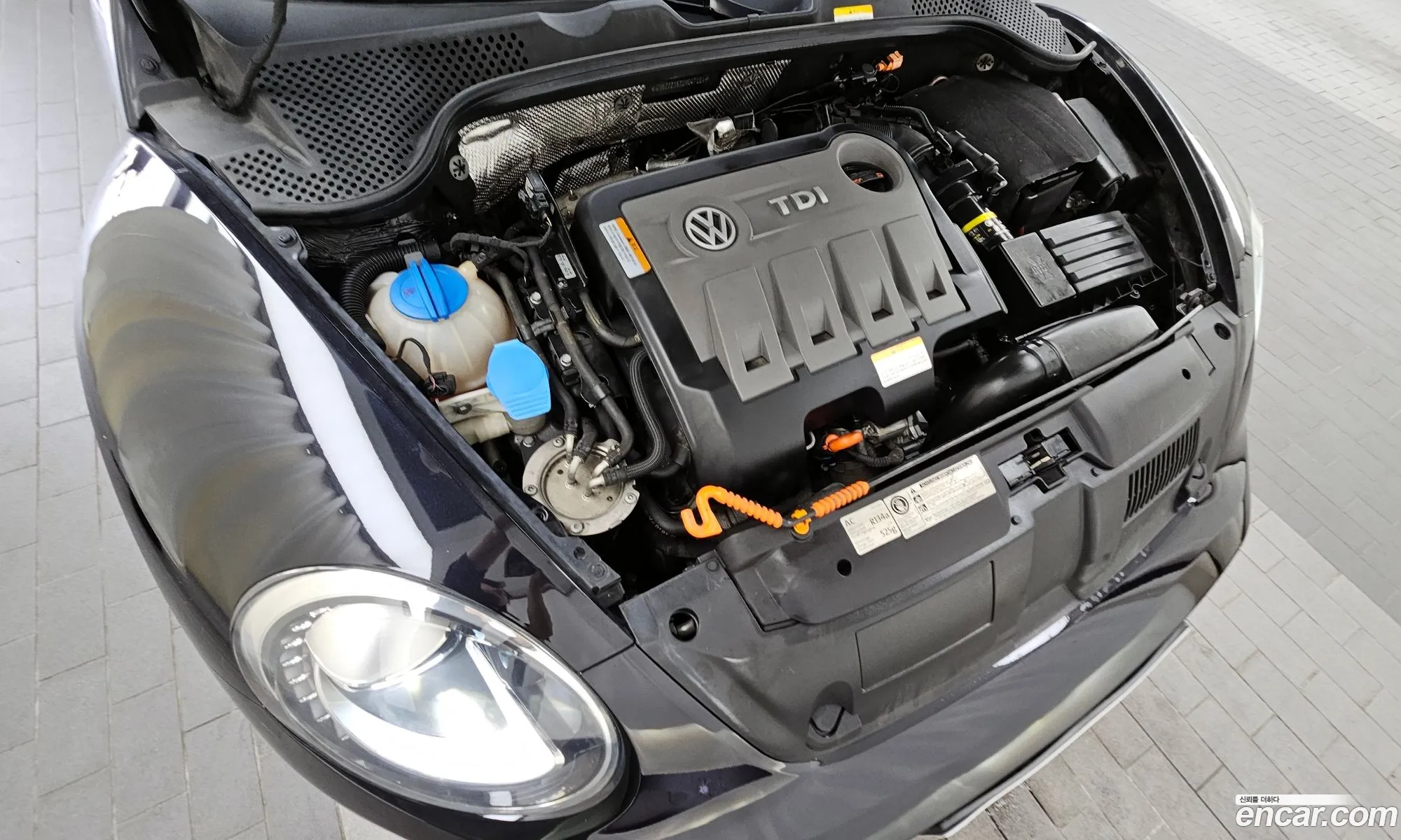 Volkswagen The Beetle 20 Tdi Premium 3Rd Generation - фотография 12677527