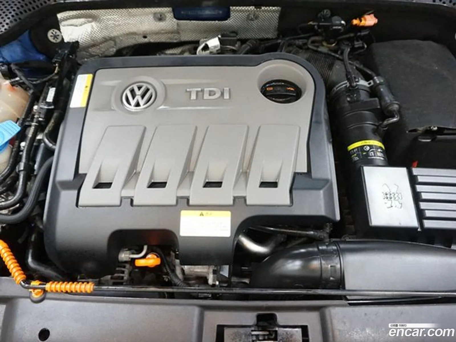 Volkswagen The Beetle 20 Tdi Premium 3Rd Generation - фотография 12191705