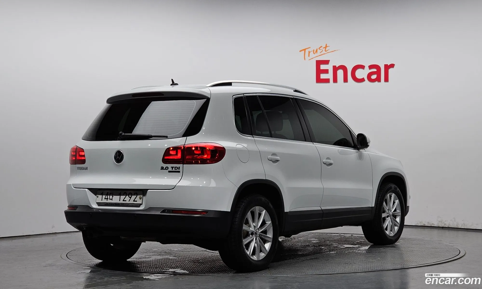 Volkswagen New Tiguan 20 Tdi Comfort 5N - фотография 12704193