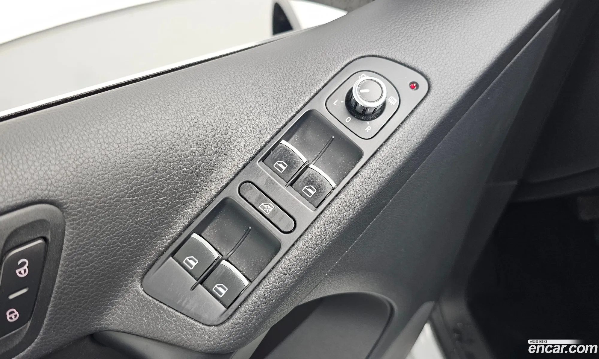 Korex Auto Trade - фотография 12701843