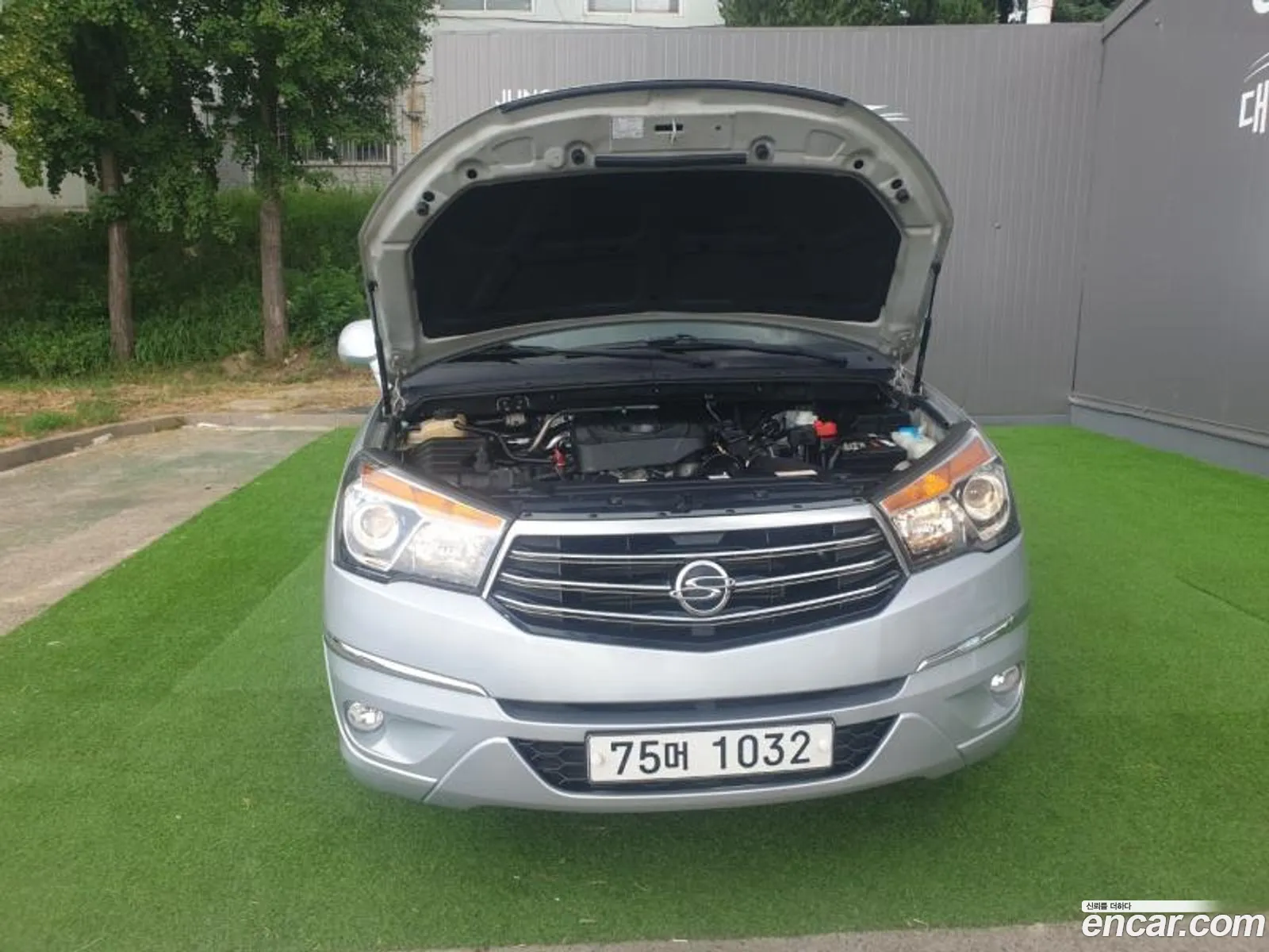 Kg Mobility Ssangyong Korando Turismo 2Wd Gt 11-Seater - фотография 4573060