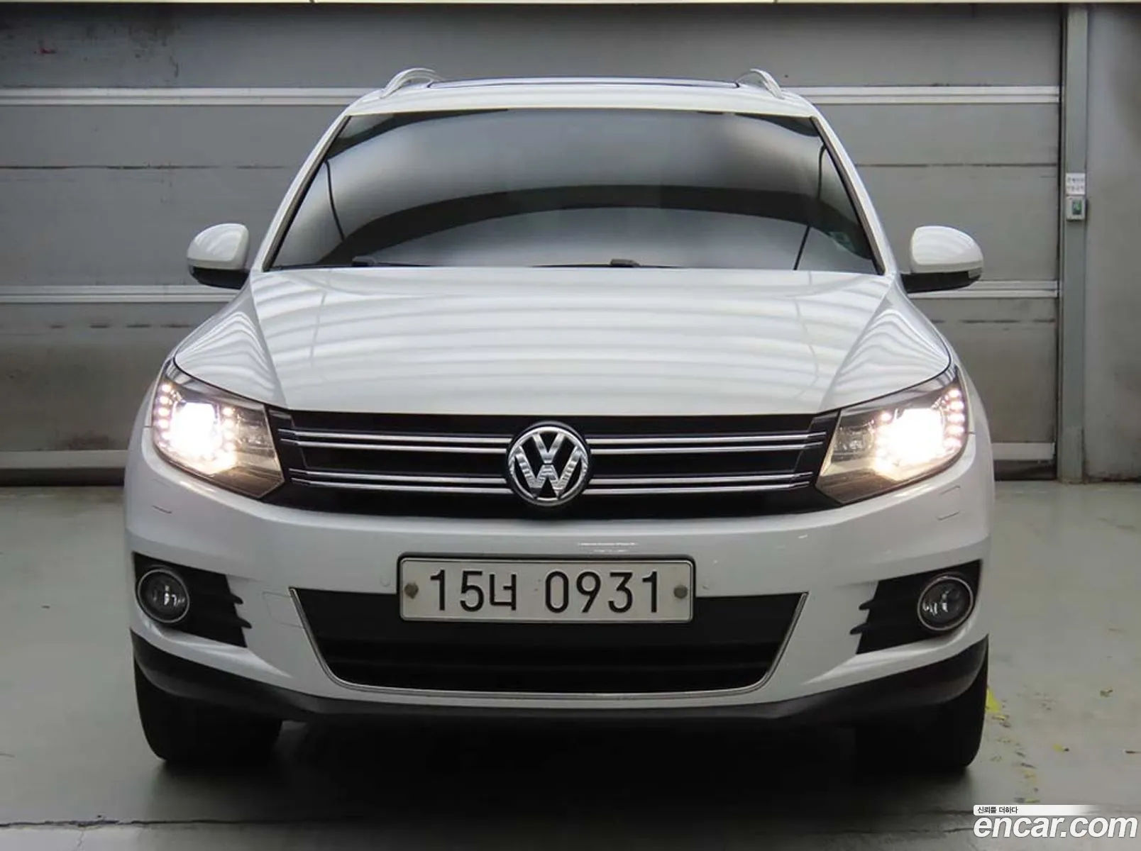 Volkswagen New Tiguan 20 Tdi Premium 5N - фотография 12704205