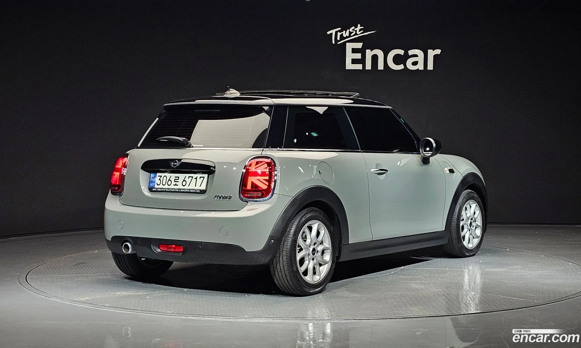 Mini Cooper High 3Rd Generation - фотография 261366