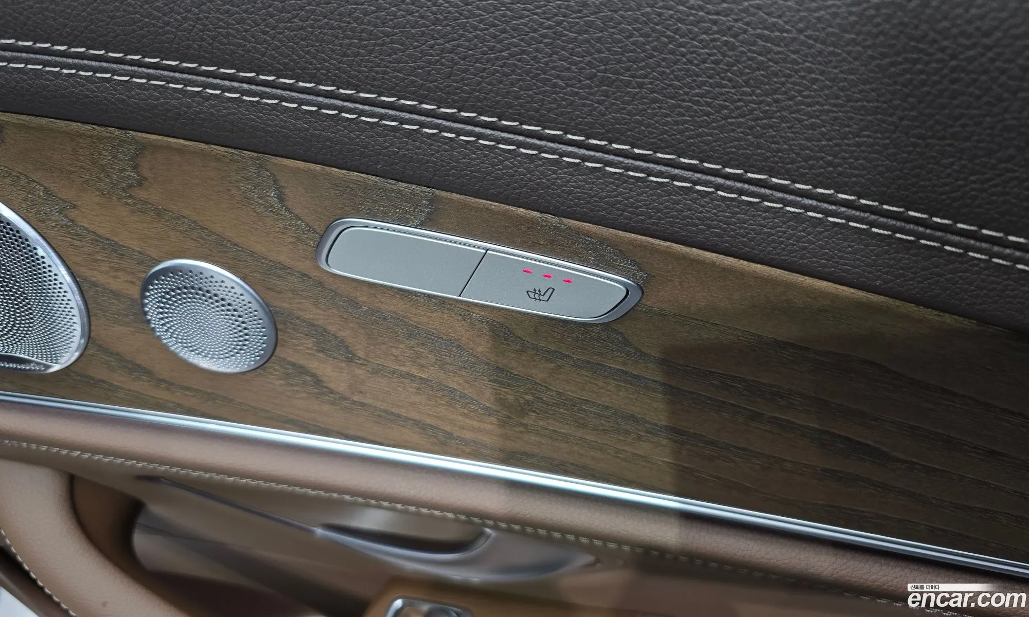 E-Class W213E300E 4Matic Exclusive - фотография 18519475