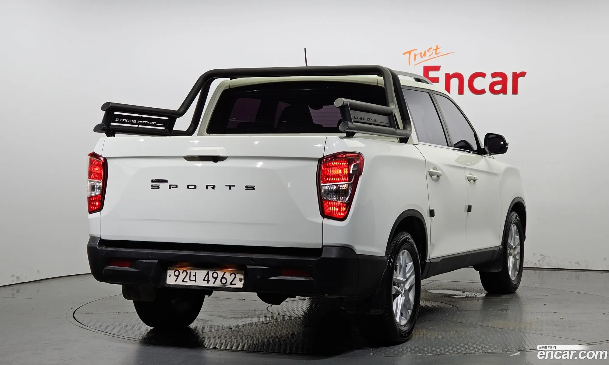 Kg Mobility Ssangyong Rexton Sports Diesel 22 2Wd Adventure - фотография 7597467