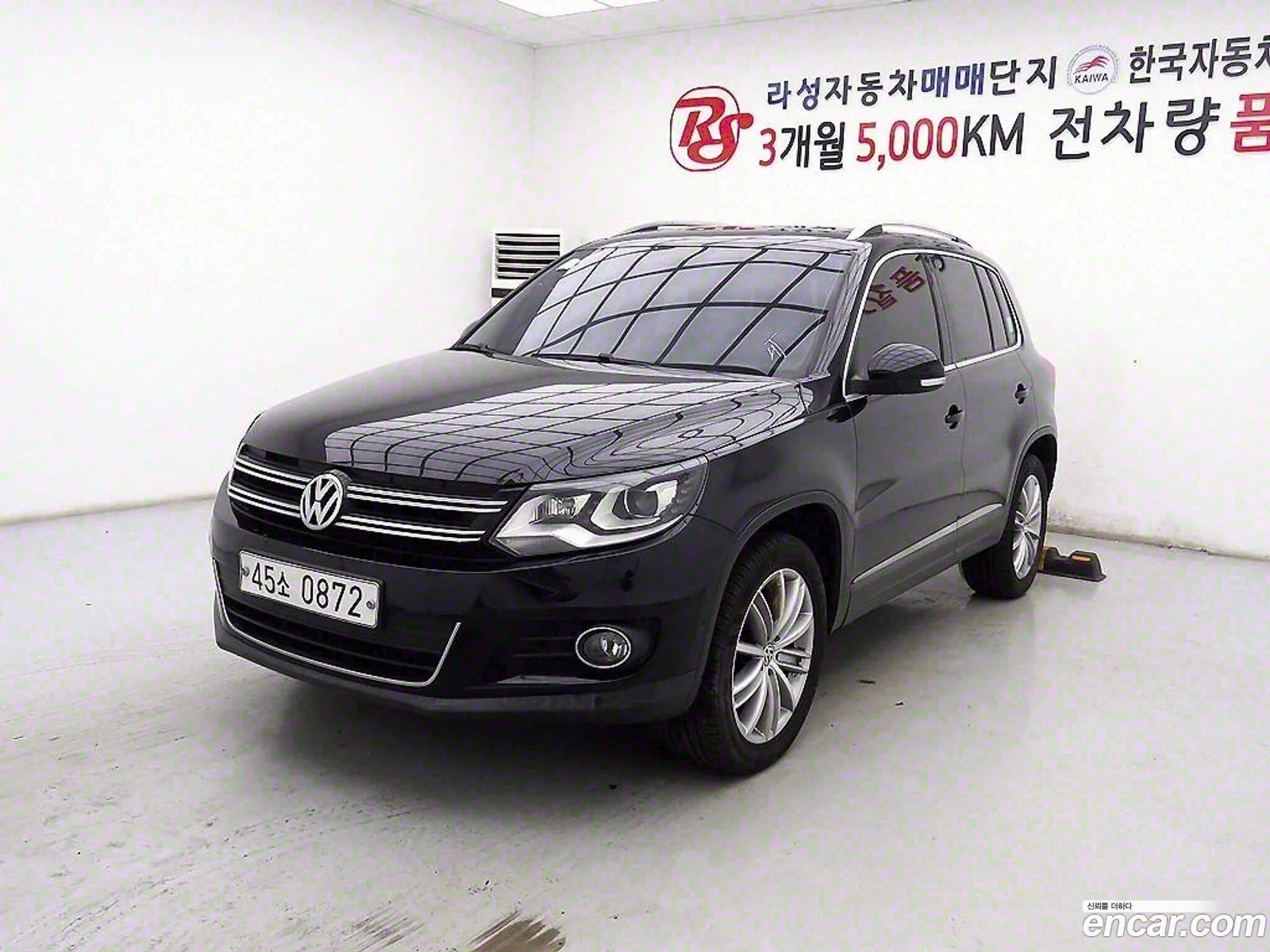Volkswagen New Tiguan 20 Tdi Premium 5N - фотография 12684015