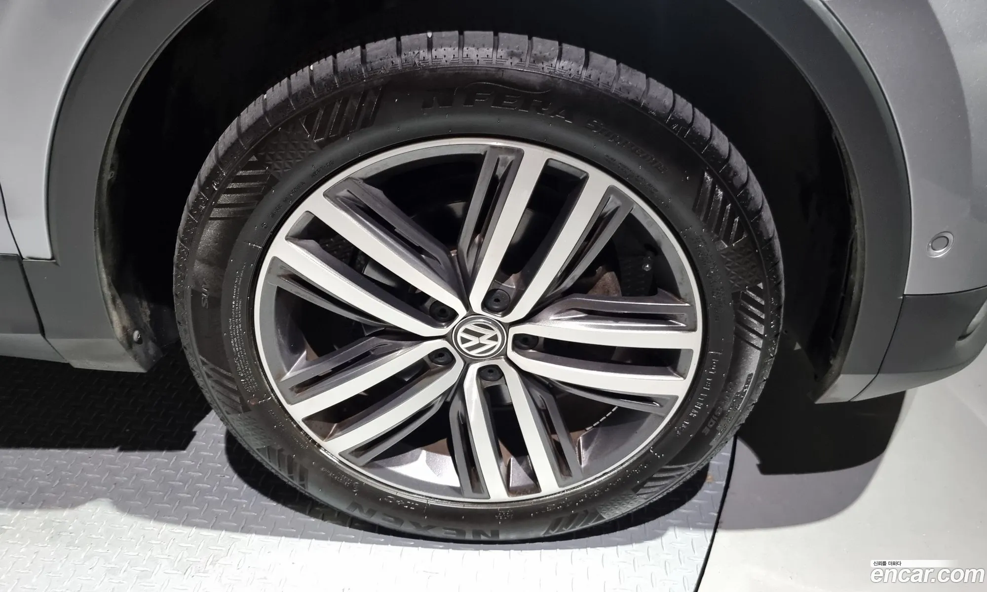 Volkswagen Tiguan Allspace 20 Tdi Prestige - фотография 12504906