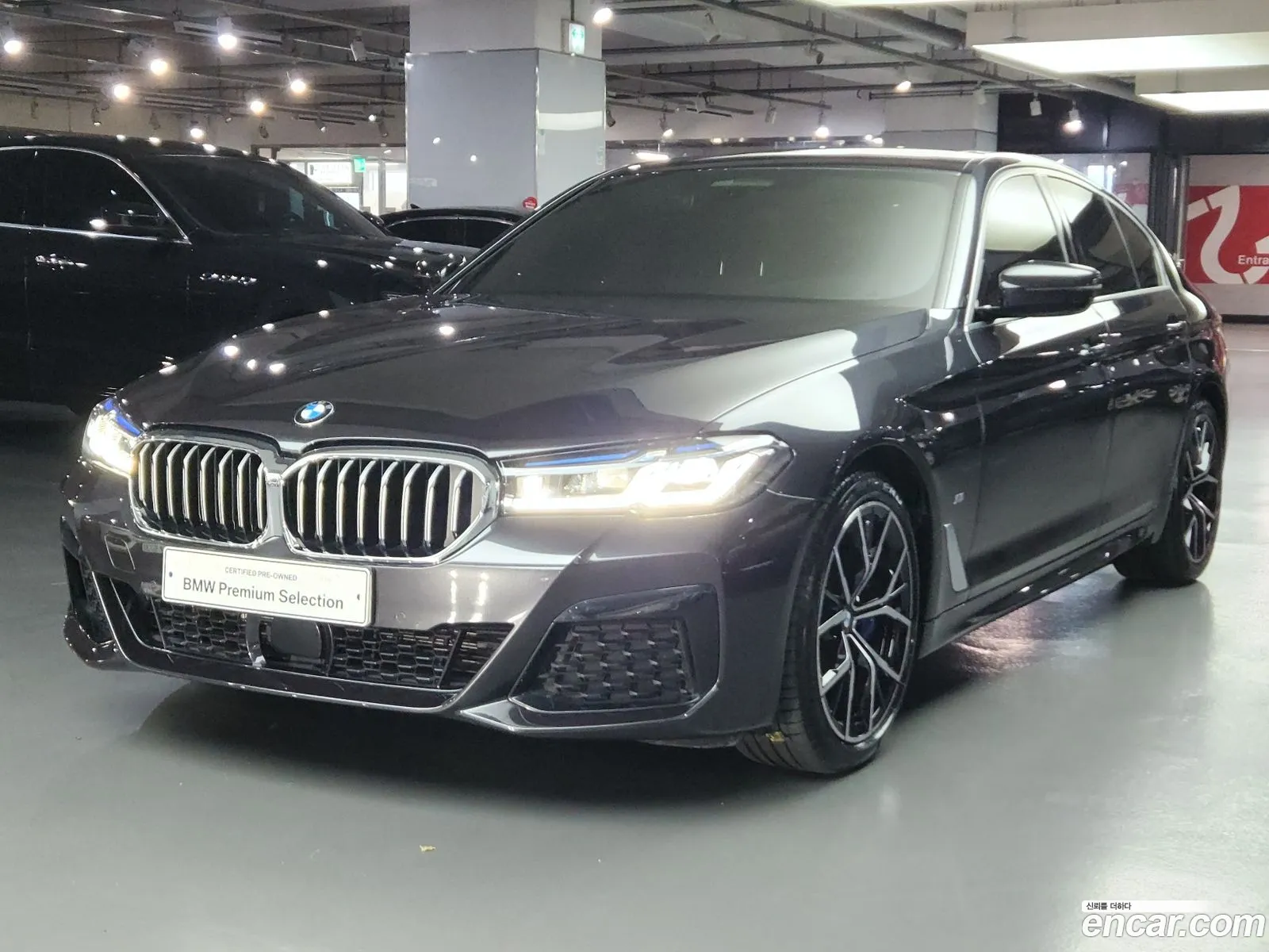 BMW 5 Series G30 530I M Sports - фотография 14844791