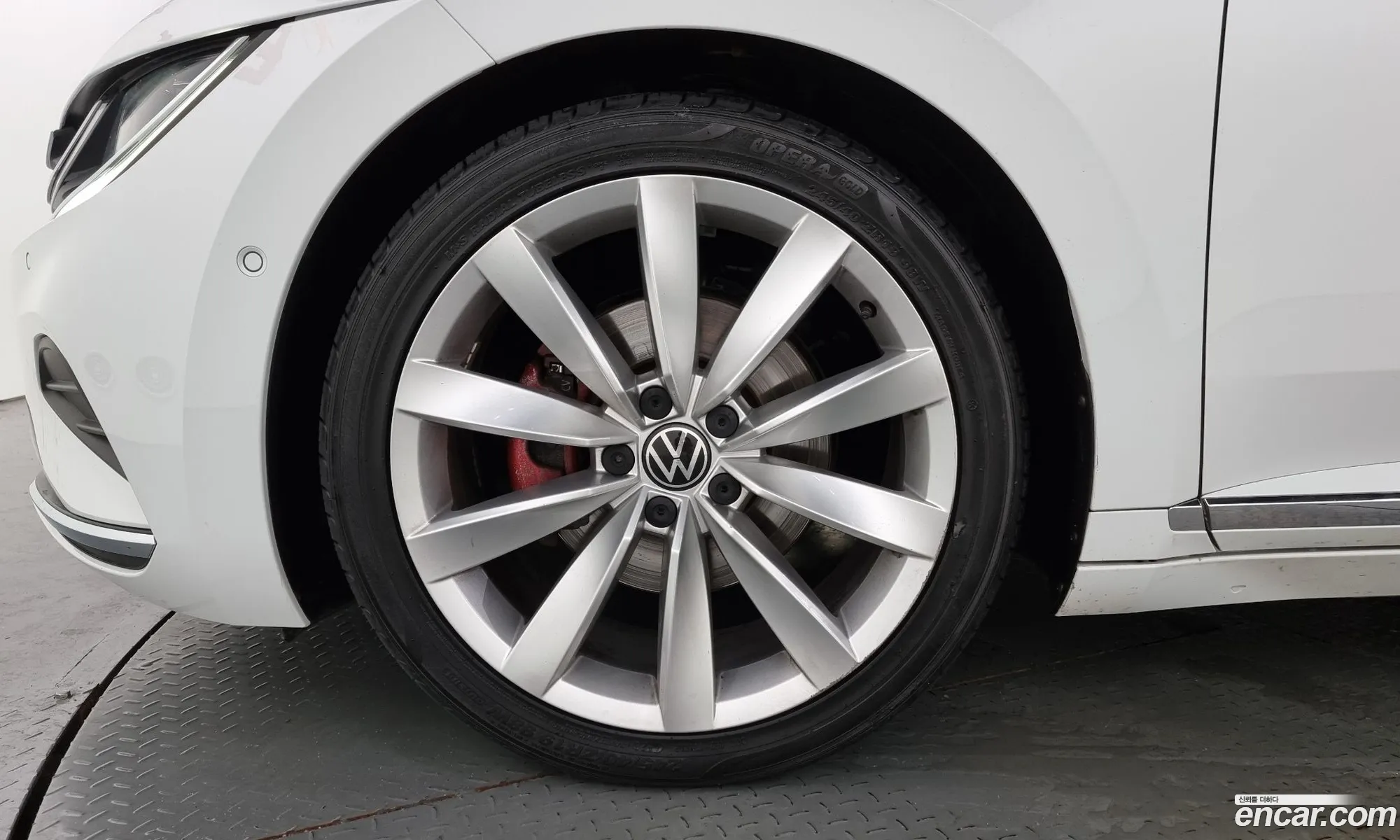 Volkswagen Arteon 20 Tdi Prestige - фотография 12685280