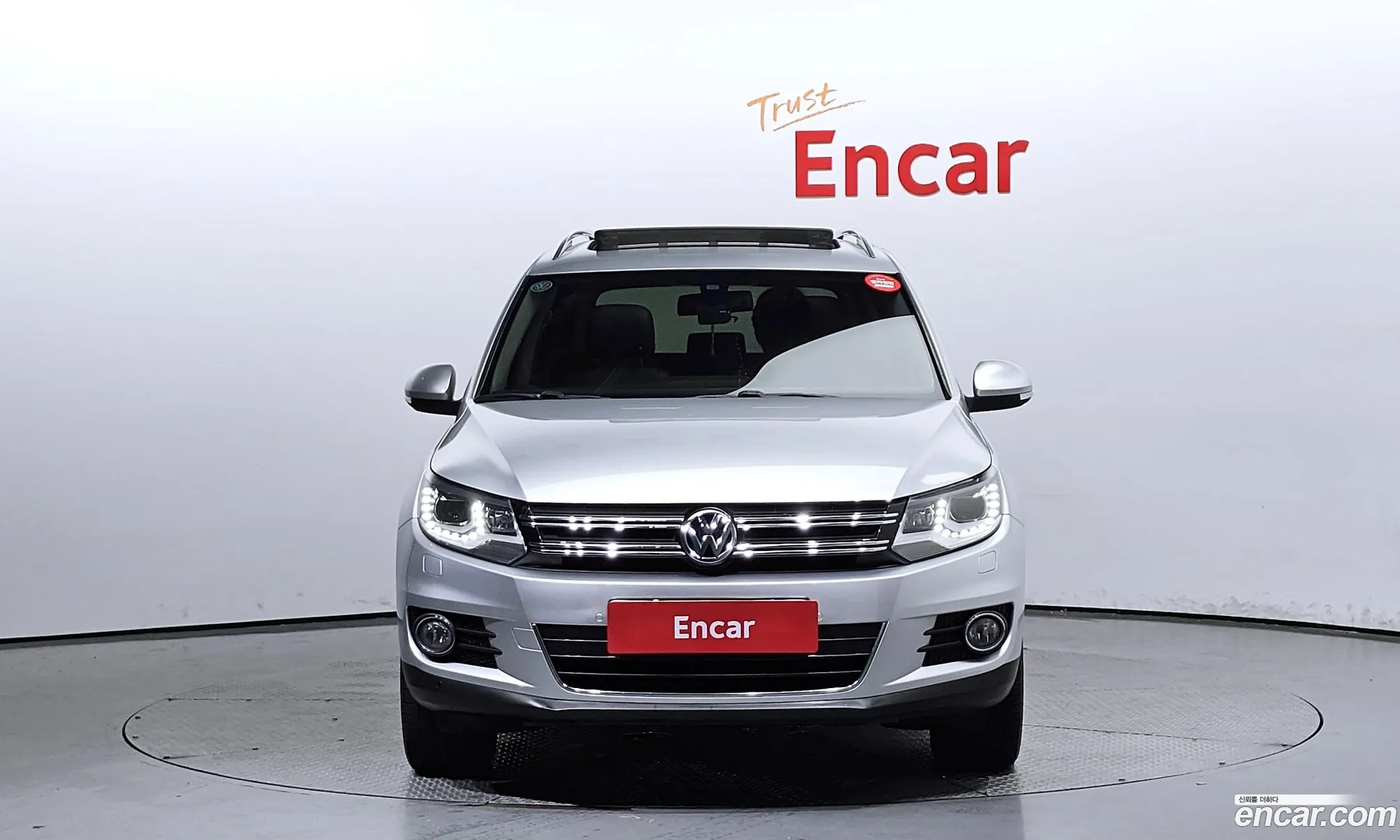 Volkswagen New Tiguan 20 Tdi Premium 5N - фотография 12685254