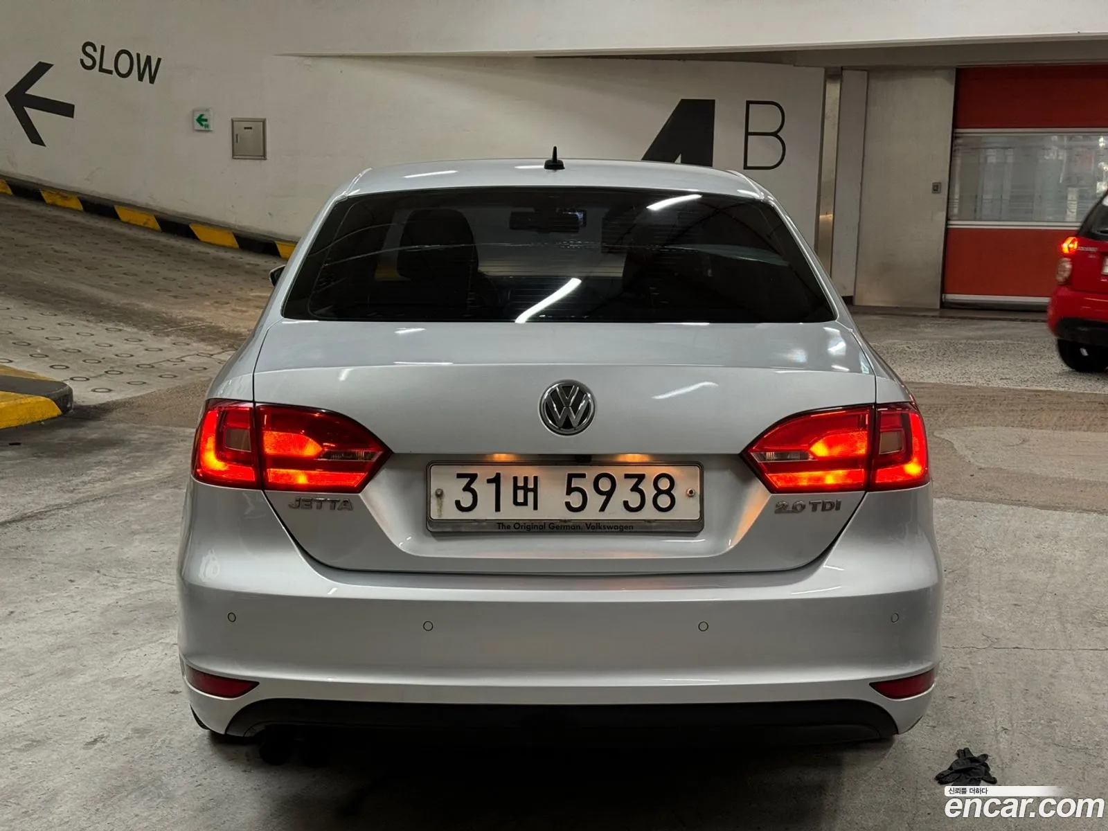 Volkswagen New Jetta 20 Tdi 6Th Generation - фотография 12464971