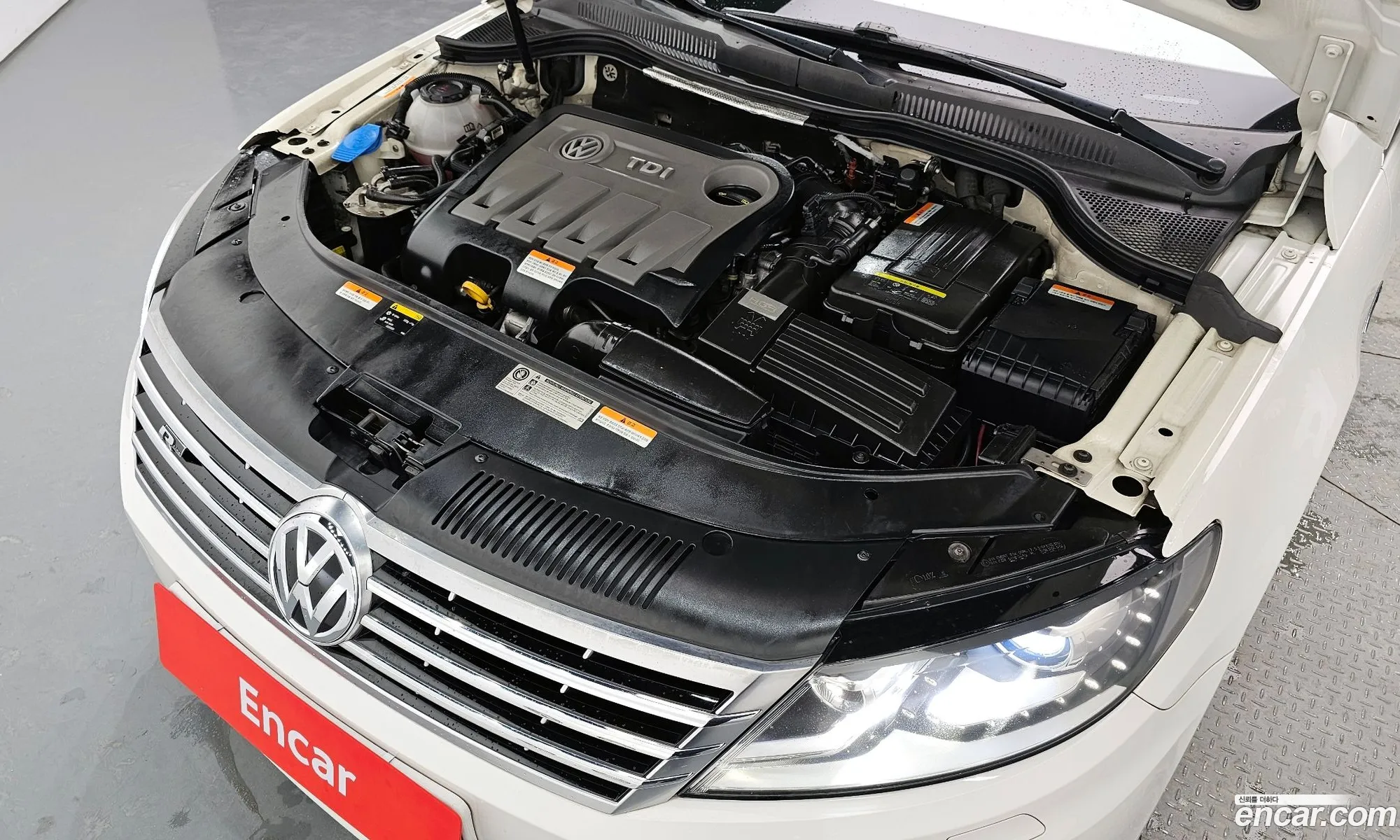 Volkswagen New Cc 20 Tdi Bluemotion R Line - фотография 12677486