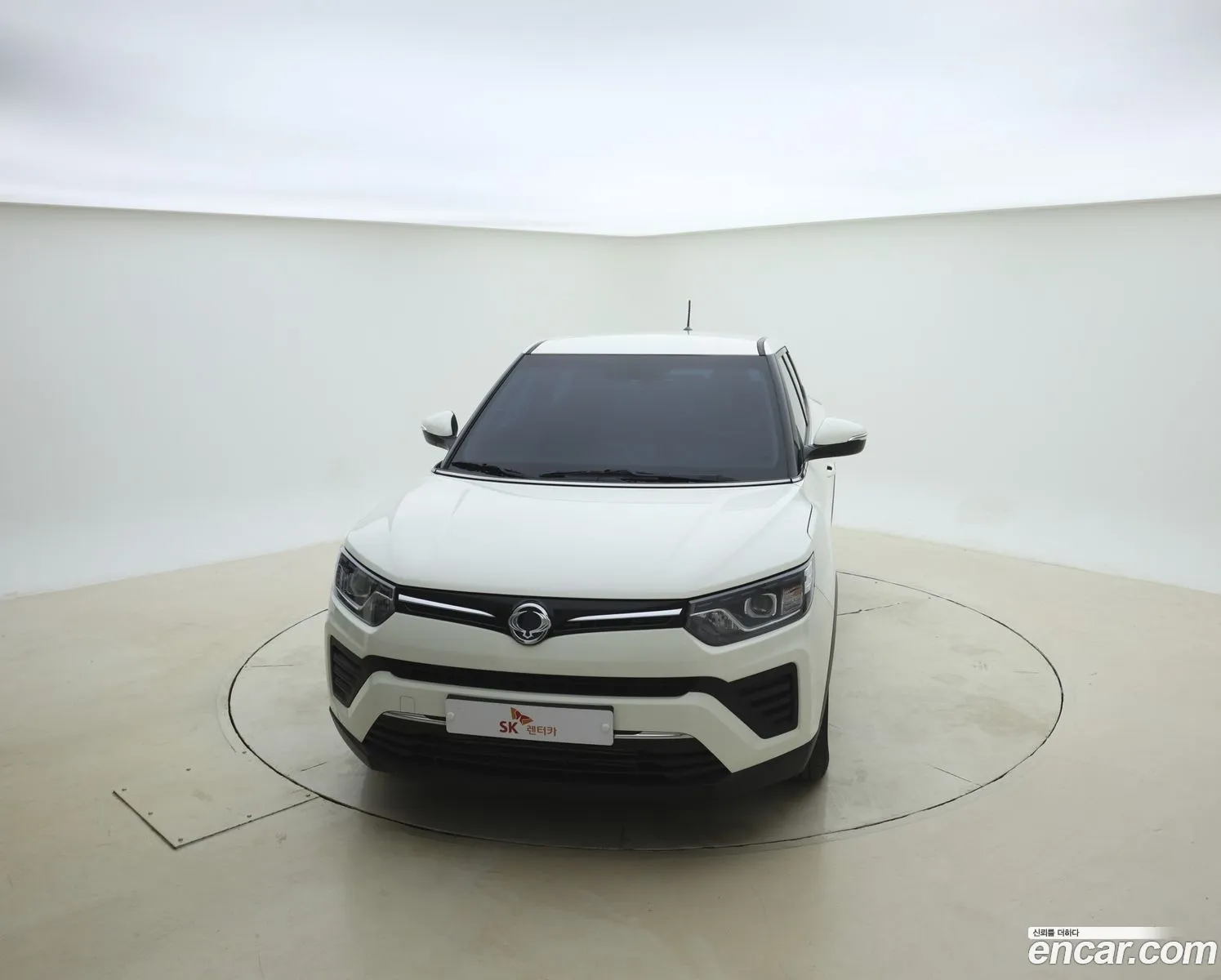 Kg Mobility Ssangyong Very New Tivoli Gasoline 15 2Wd V1 - фотография 14947041