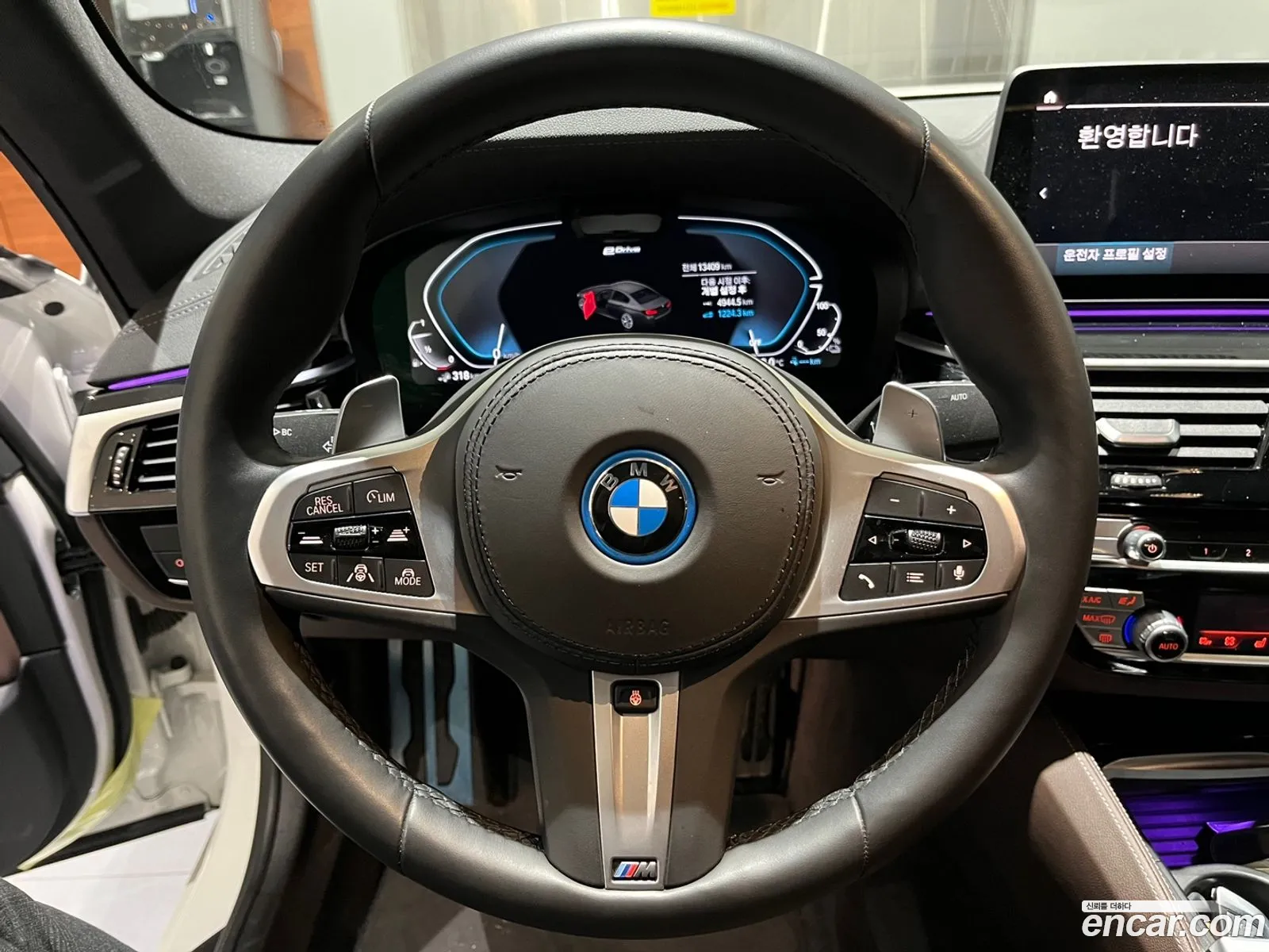 BMW 5 Series G30 530E M Sports - фотография 120802