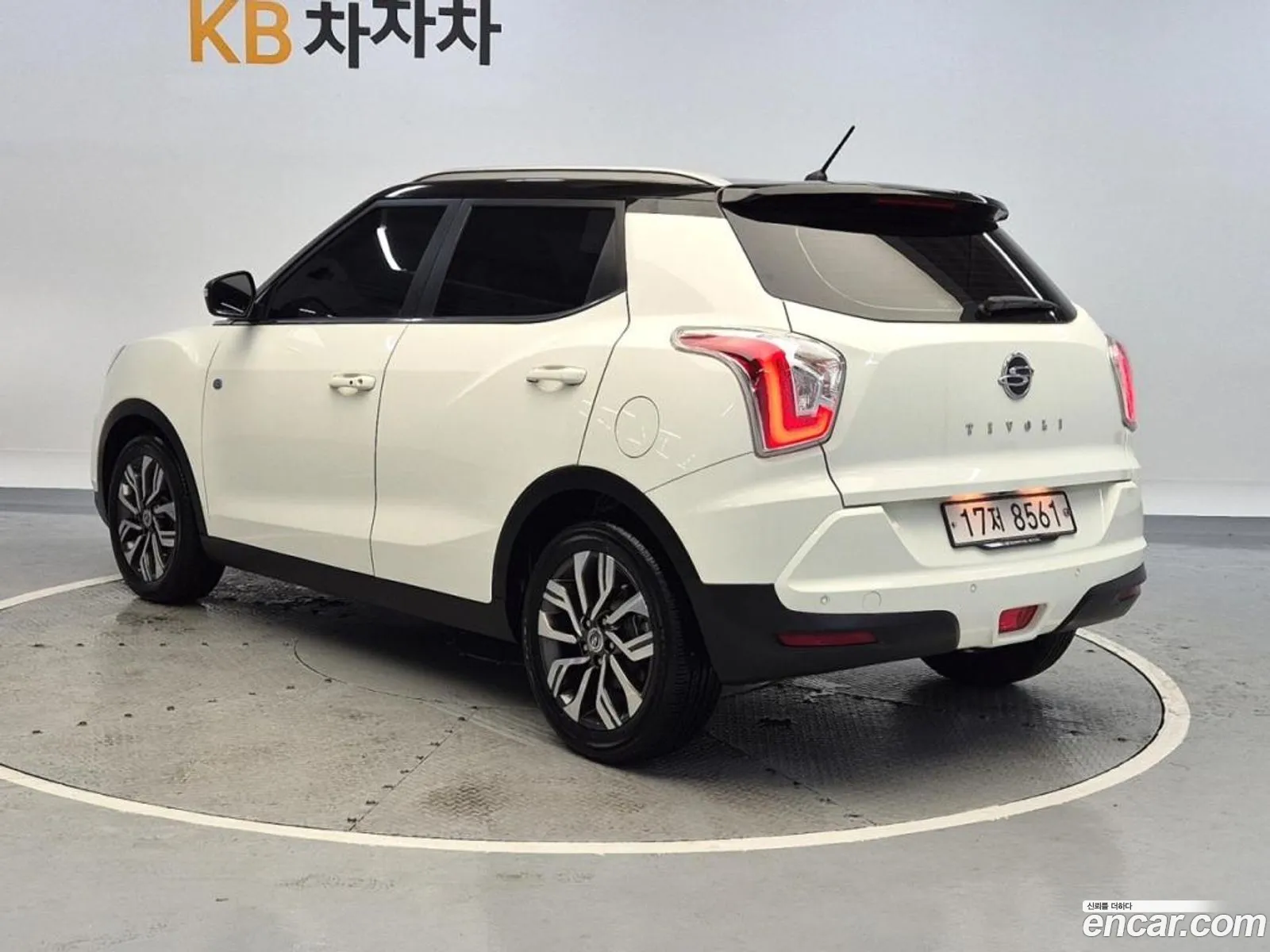 Kg Mobility Ssangyong Tivoli Armor Diesel Vx 2Wd - фотография 7680371