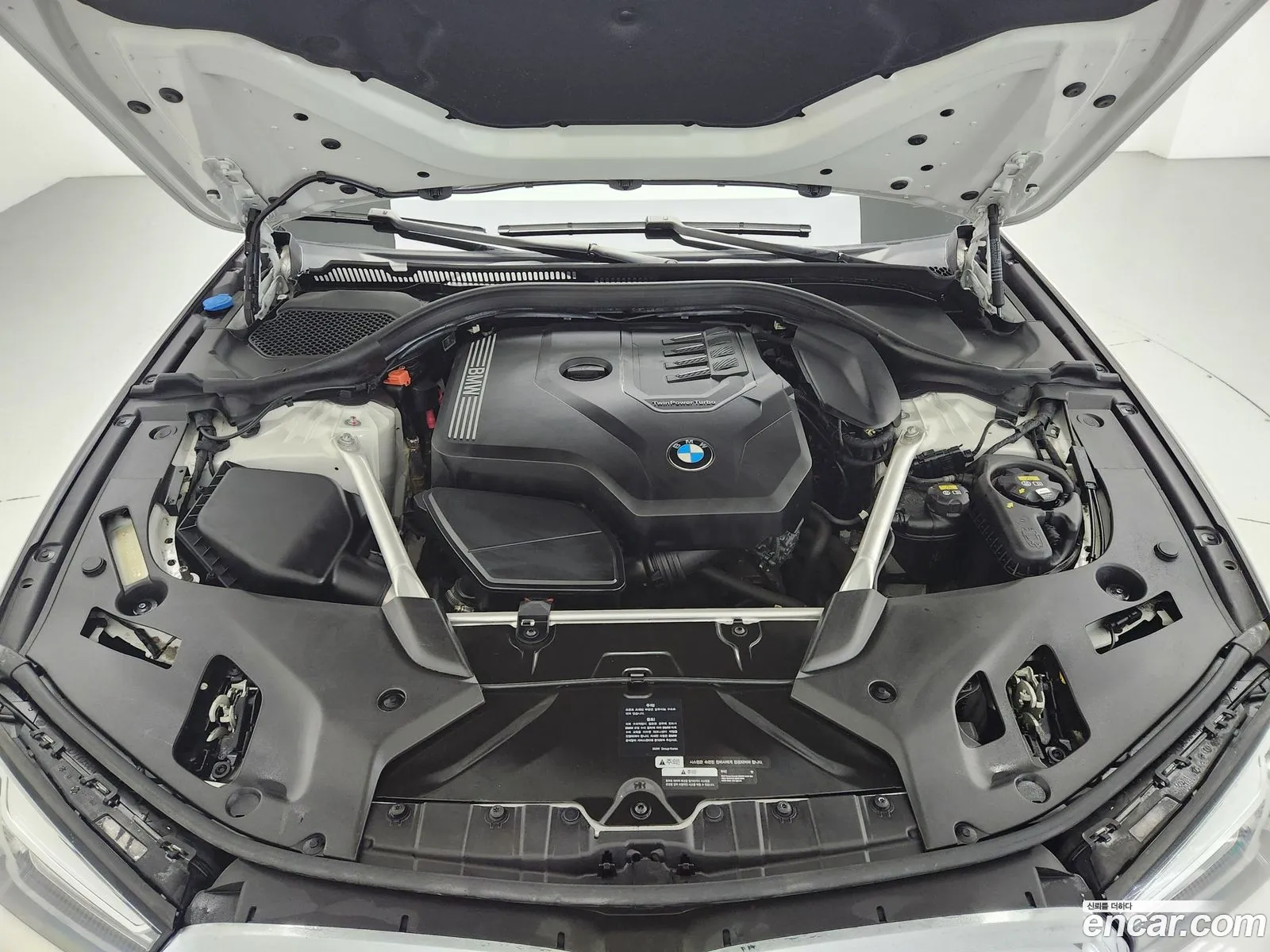 BMW 5 Series G30 520I M Sports - фотография 119414