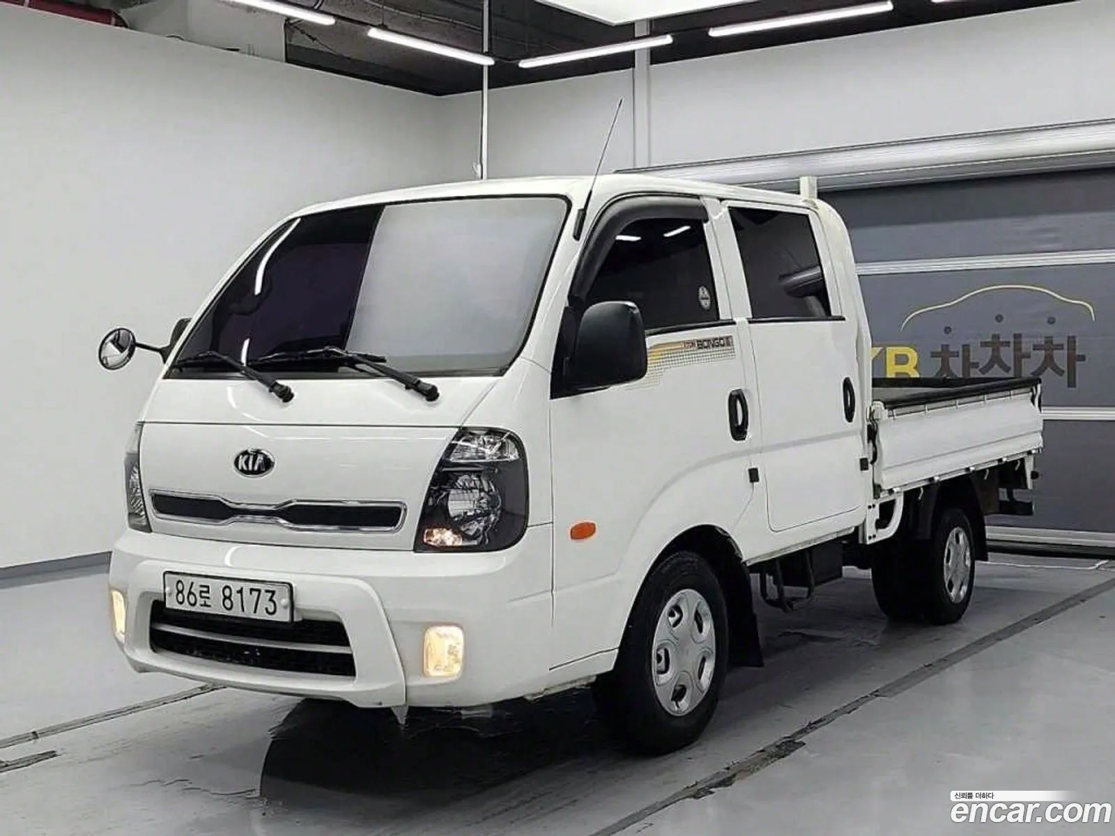 Kia Asia Bongo Iii Cargo Truck 1 Ton Double Cab Crdi - фотография 16811228