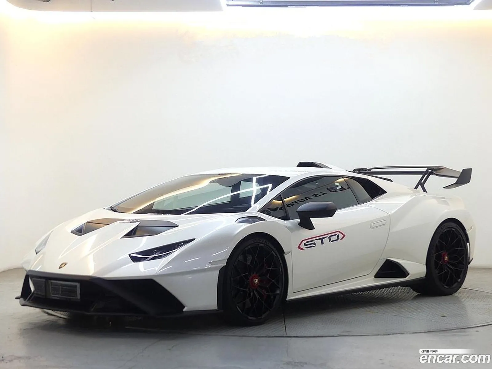 Lamborghini Huracan Lp640-2 Sto - фотография 3721467
