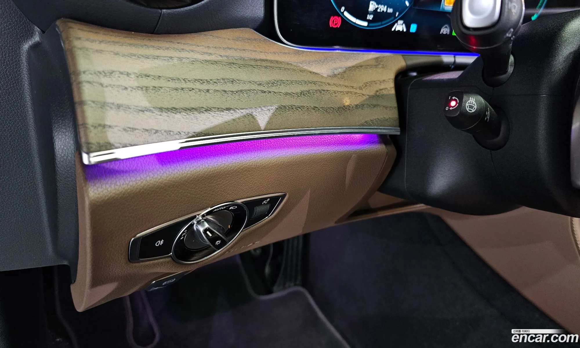 E-Class W213E300E 4Matic Exclusive - фотография 18472201