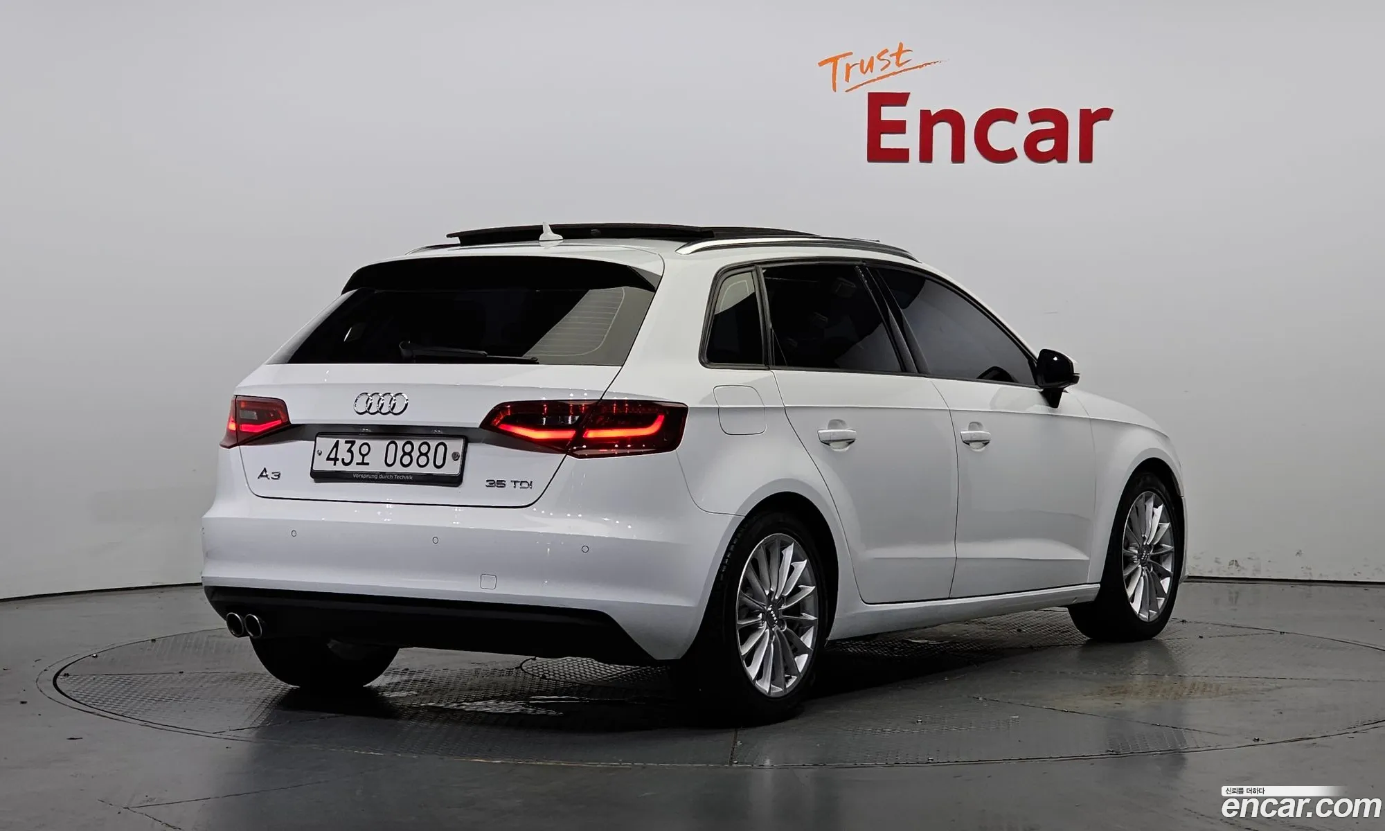Audi New A3 35 Tdi Dynamic Sportback 8V - фотография 12702933