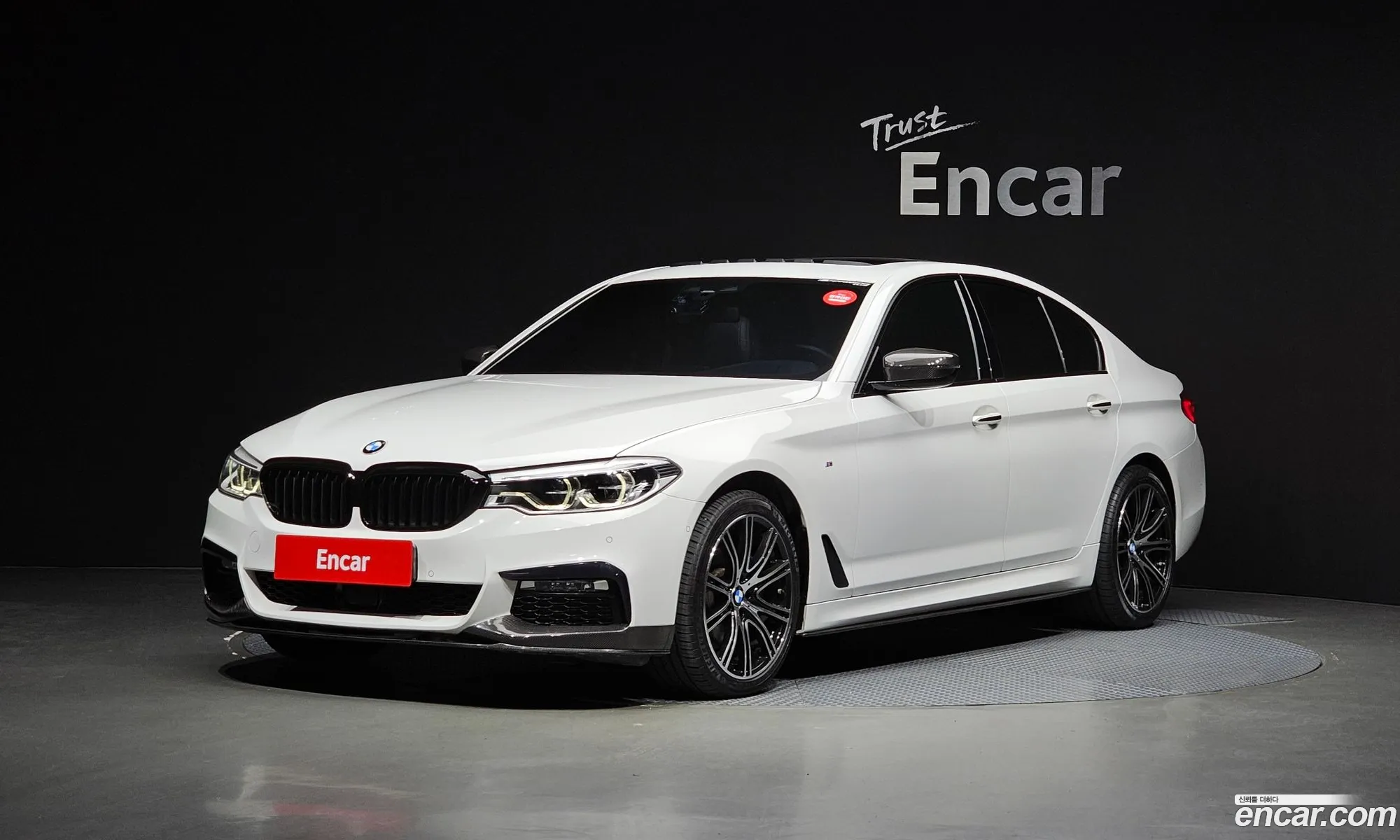 BMW 5 Series G30 530I xDrive M Sports - фотография 147955