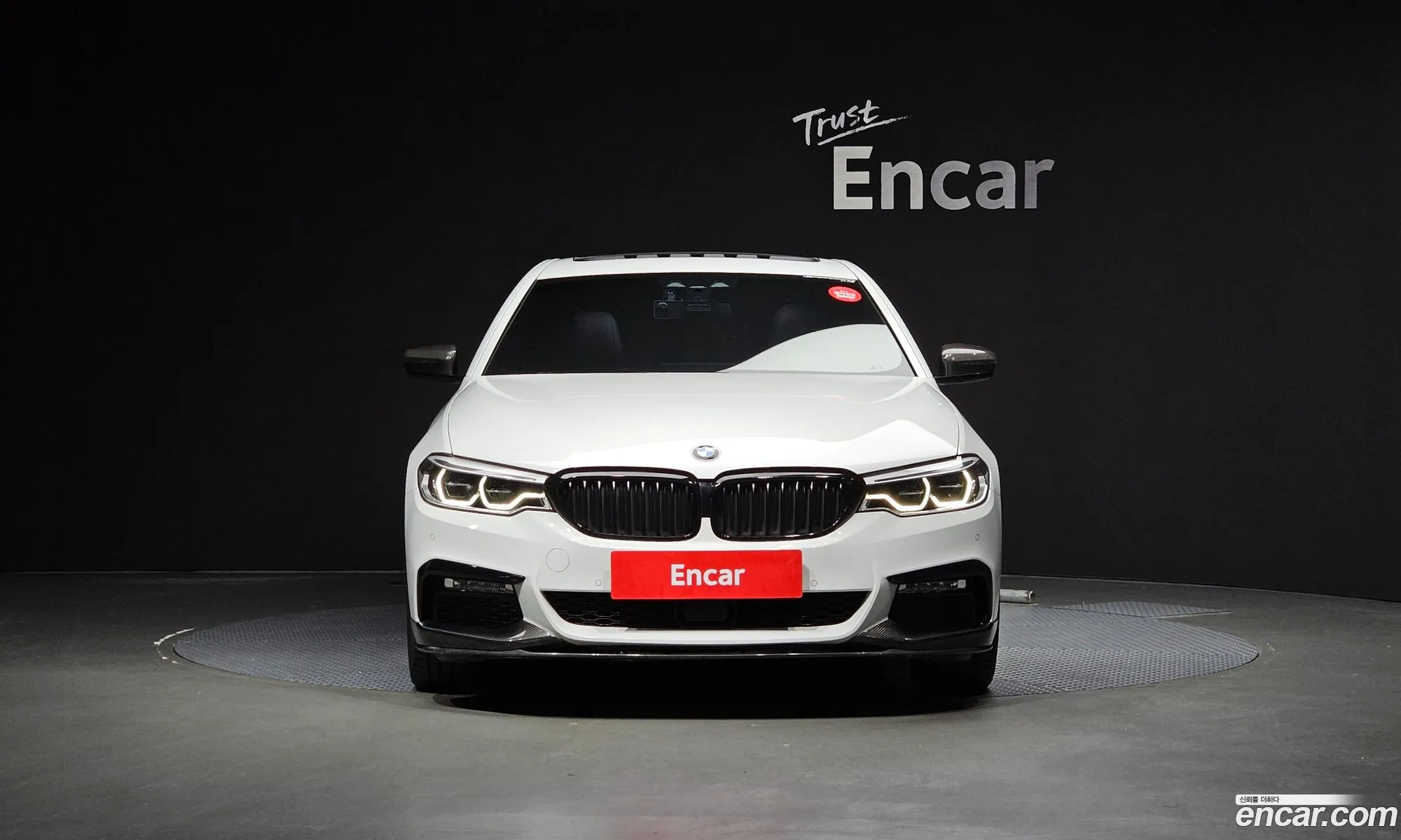 BMW 5 Series G30 530I xDrive M Sports - фотография 147957