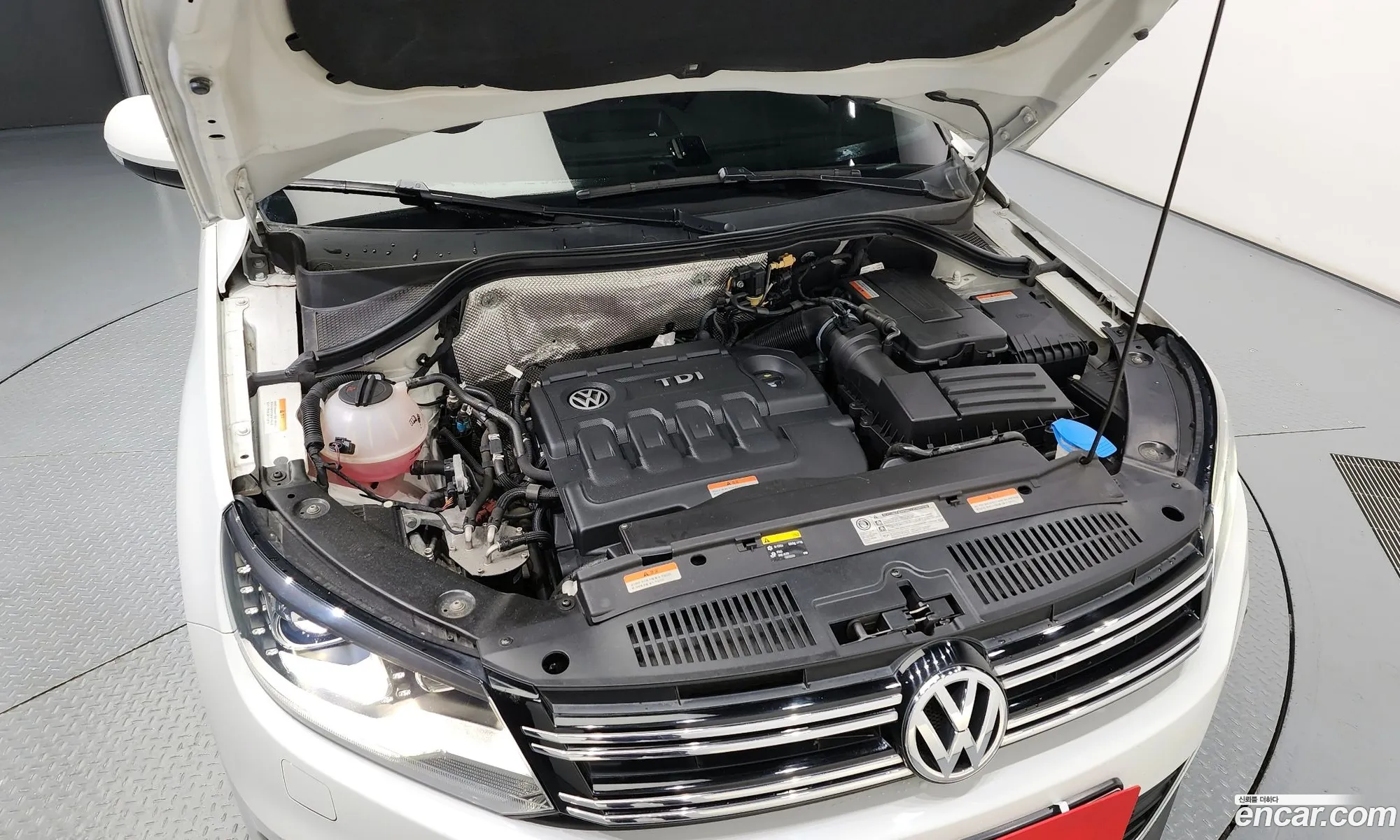 Volkswagen New Tiguan 20 Tdi Comfort 5N - фотография 12464937