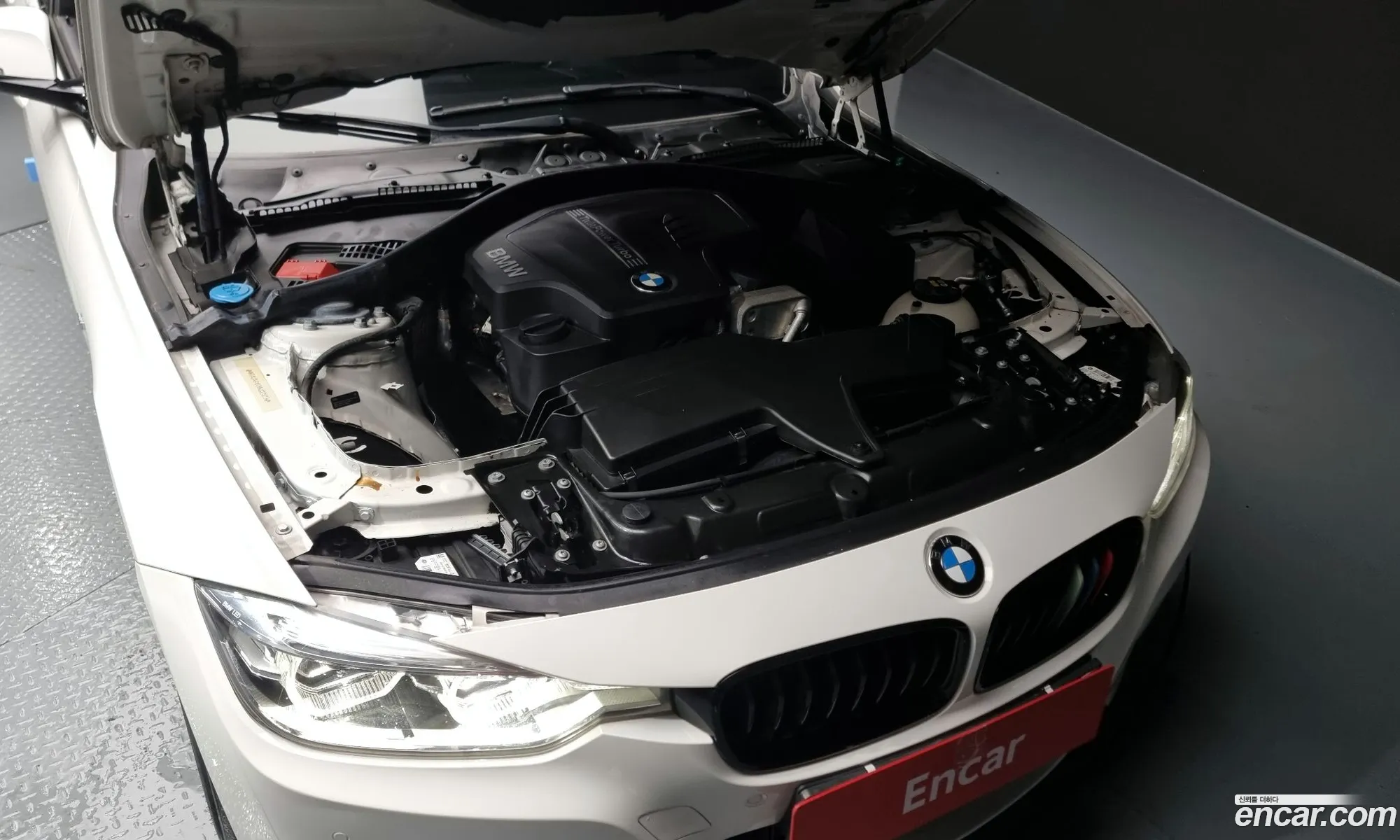 BMW 3 Series F30 320I M Sports - фотография 147972