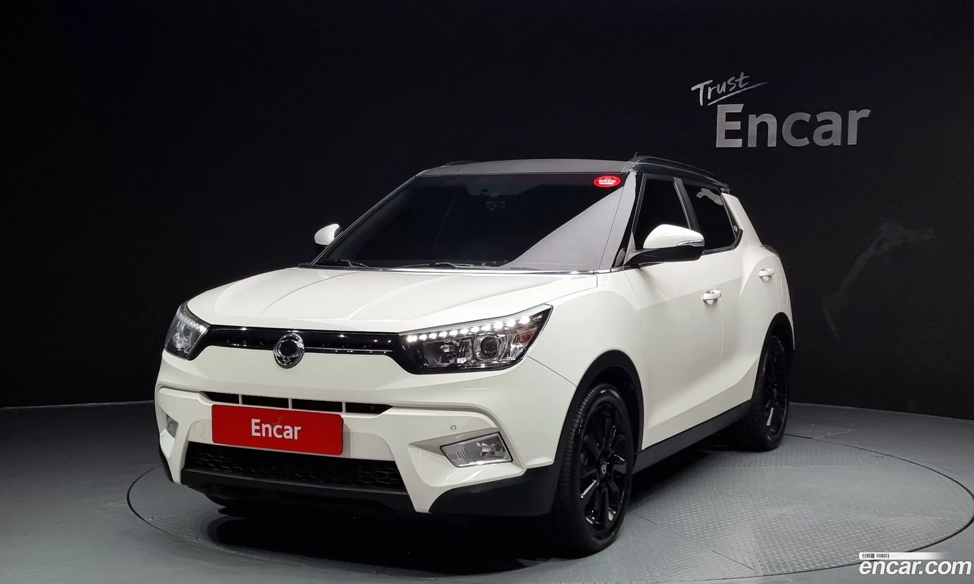 Kg Mobility Ssangyong Tivoli Lx 2Wd Top-Of-The-Line Model - фотография 4651097