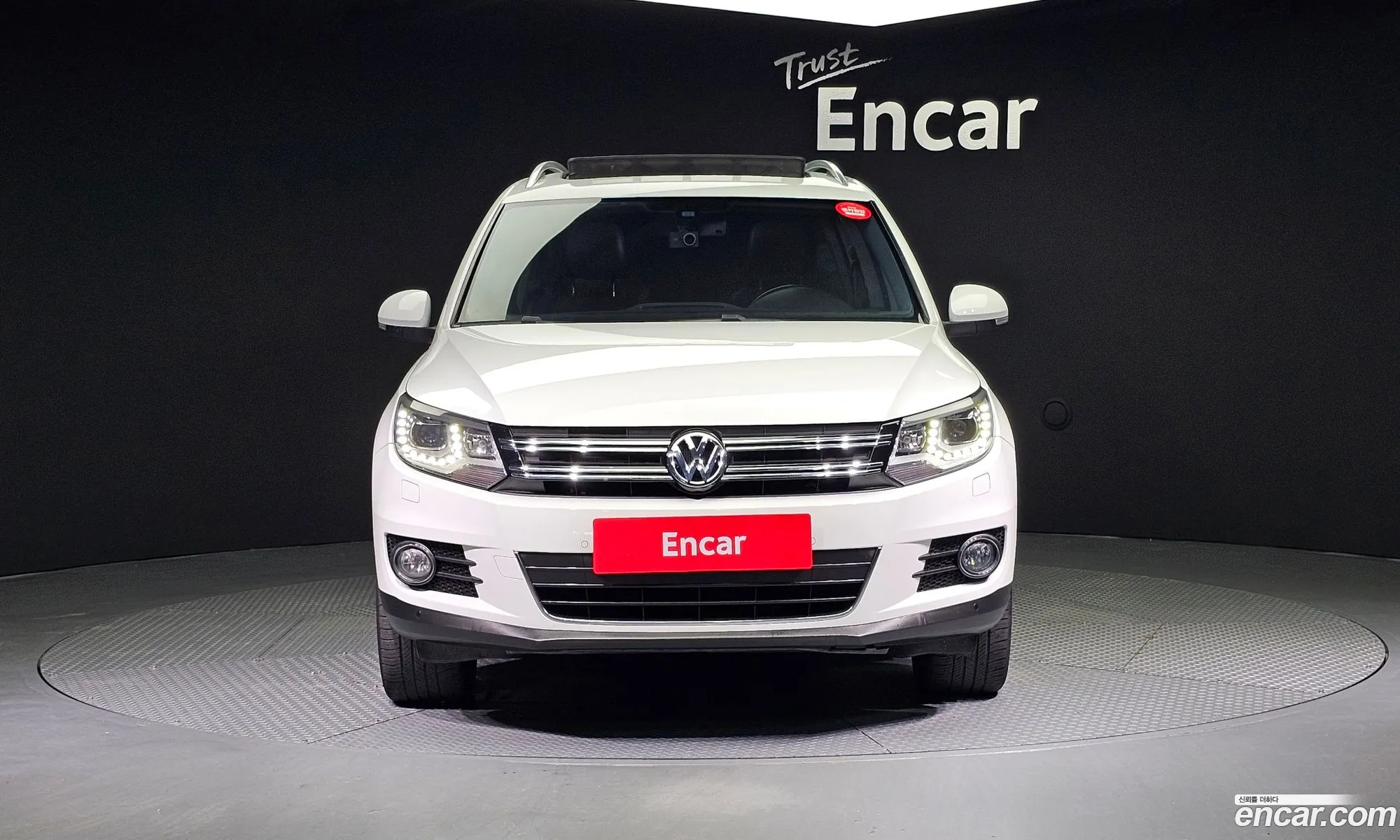 Volkswagen New Tiguan 20 Tdi Premium 5N - фотография 12691965