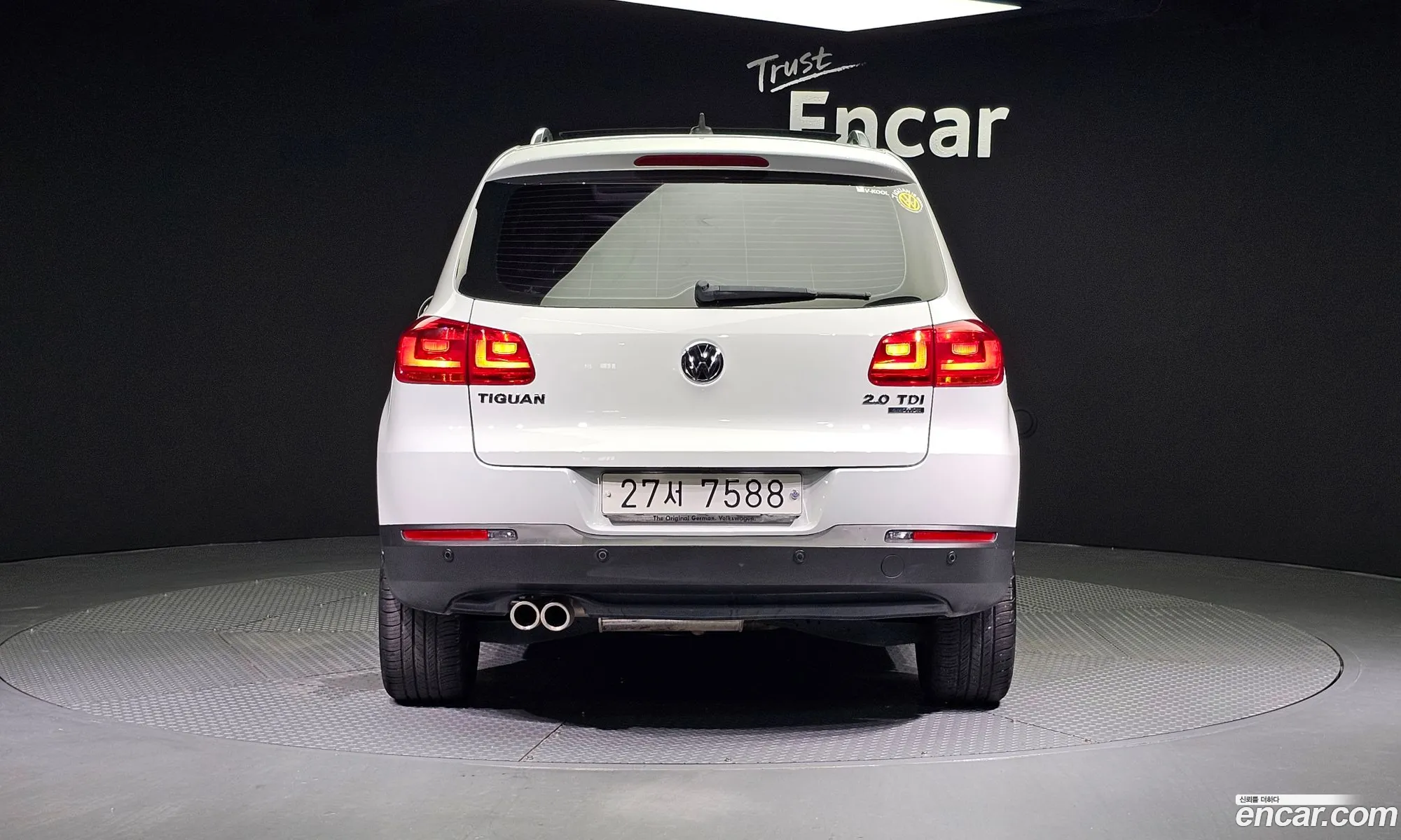 Volkswagen New Tiguan 20 Tdi Premium 5N - фотография 12691966