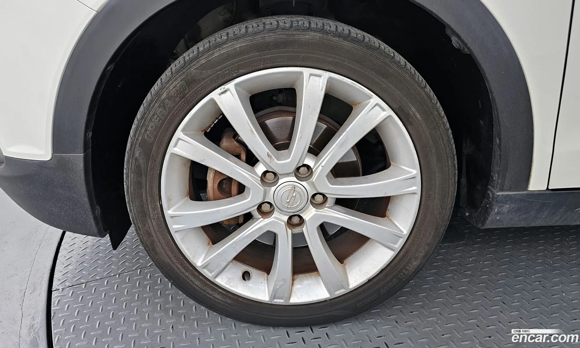 Kg Mobility Ssangyong Tivoli Air 16 Ix 2Wd - фотография 4663905