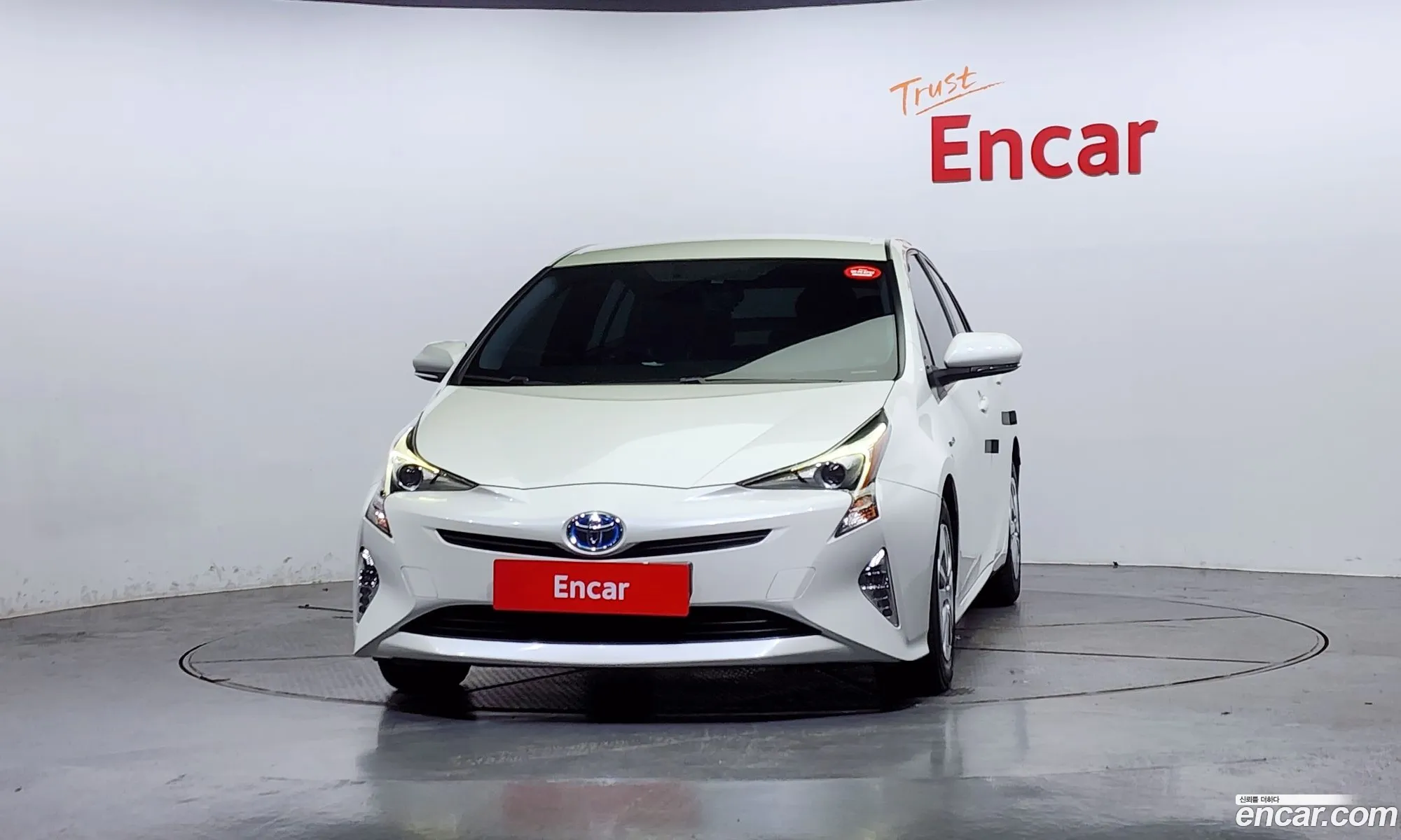 Toyota Prius 4Th Generation 18 E - фотография 15677725