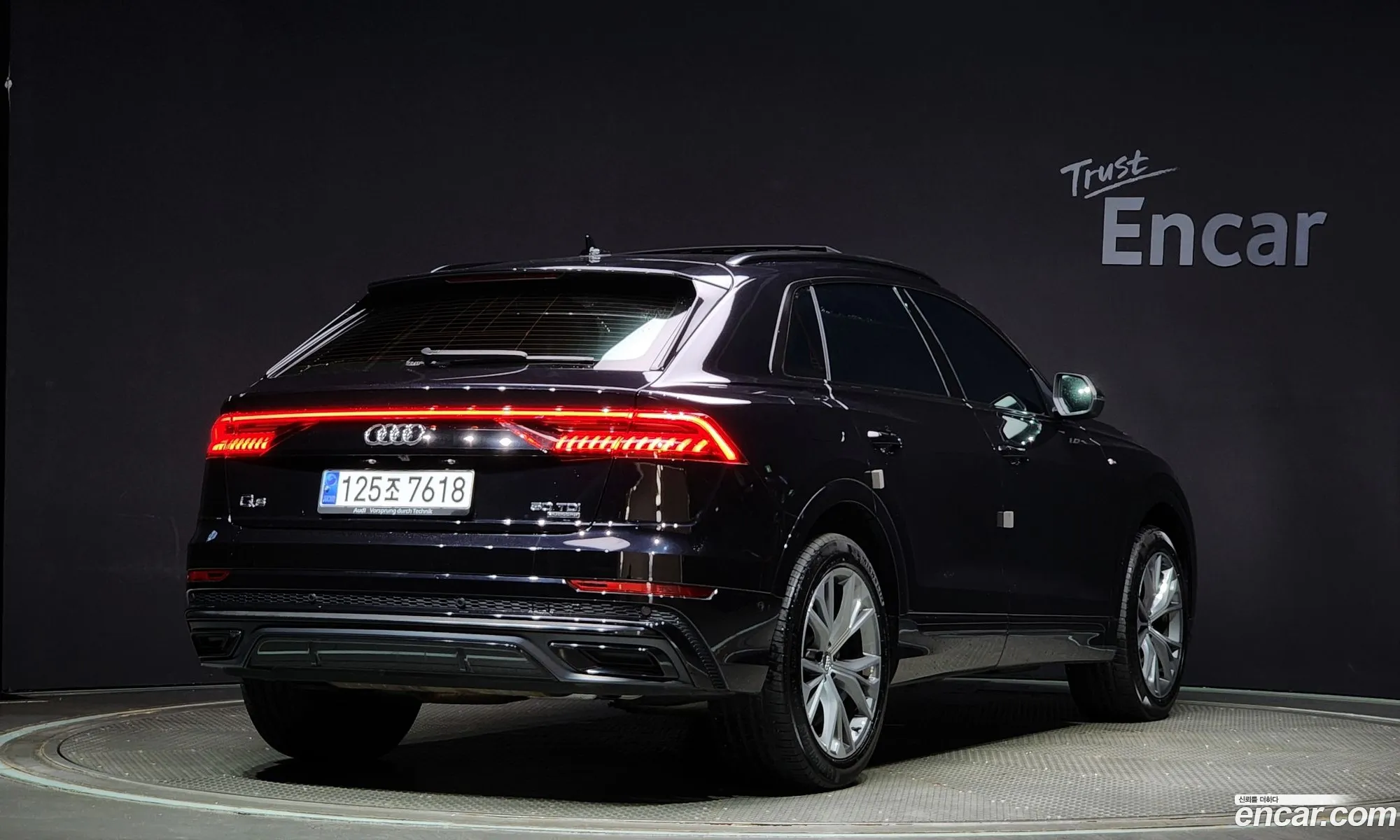 Audi Q8 4M 50 Tdi Quattro Premium - фотография 12702991