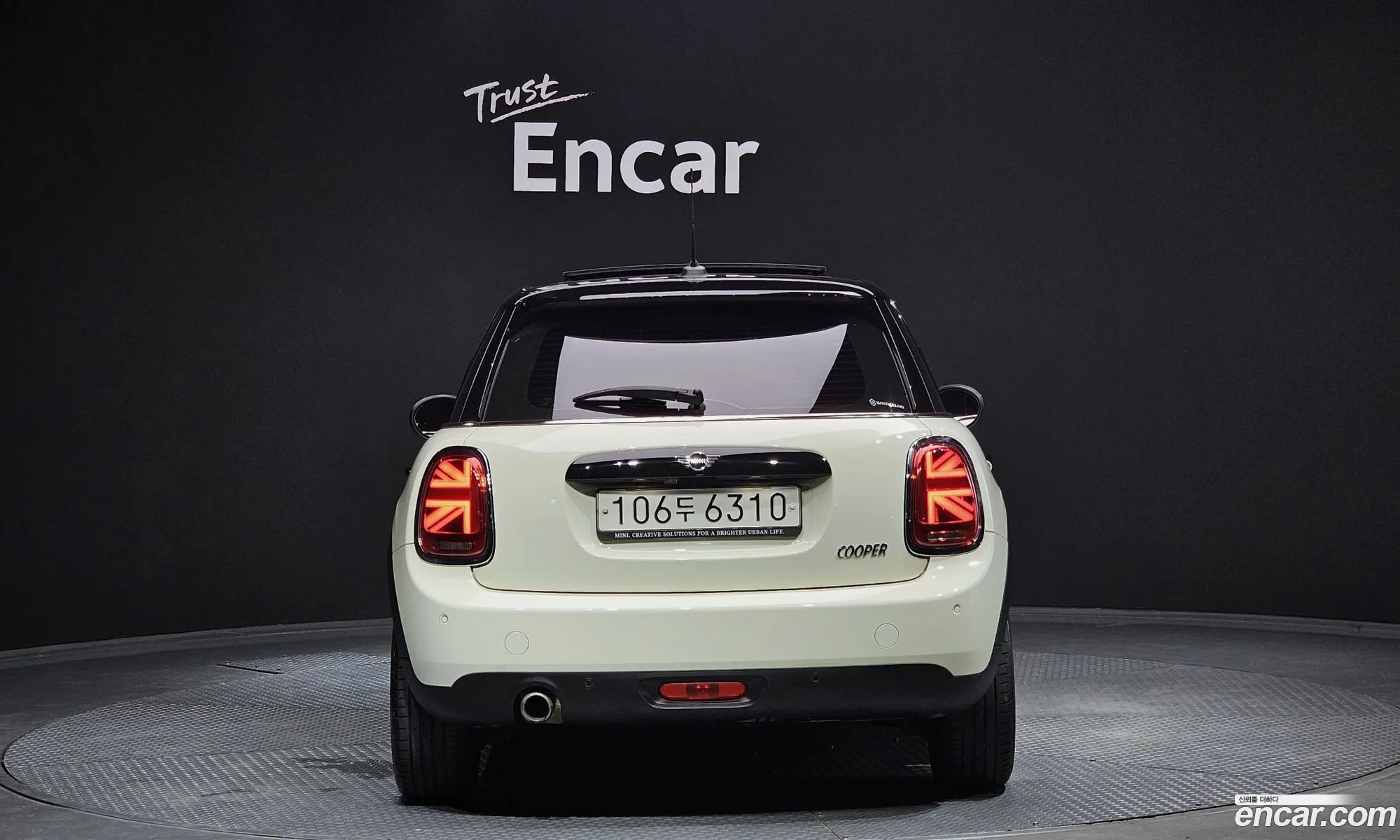 Mini Cooper 5-Door High 3Rd Generation - фотография 779313