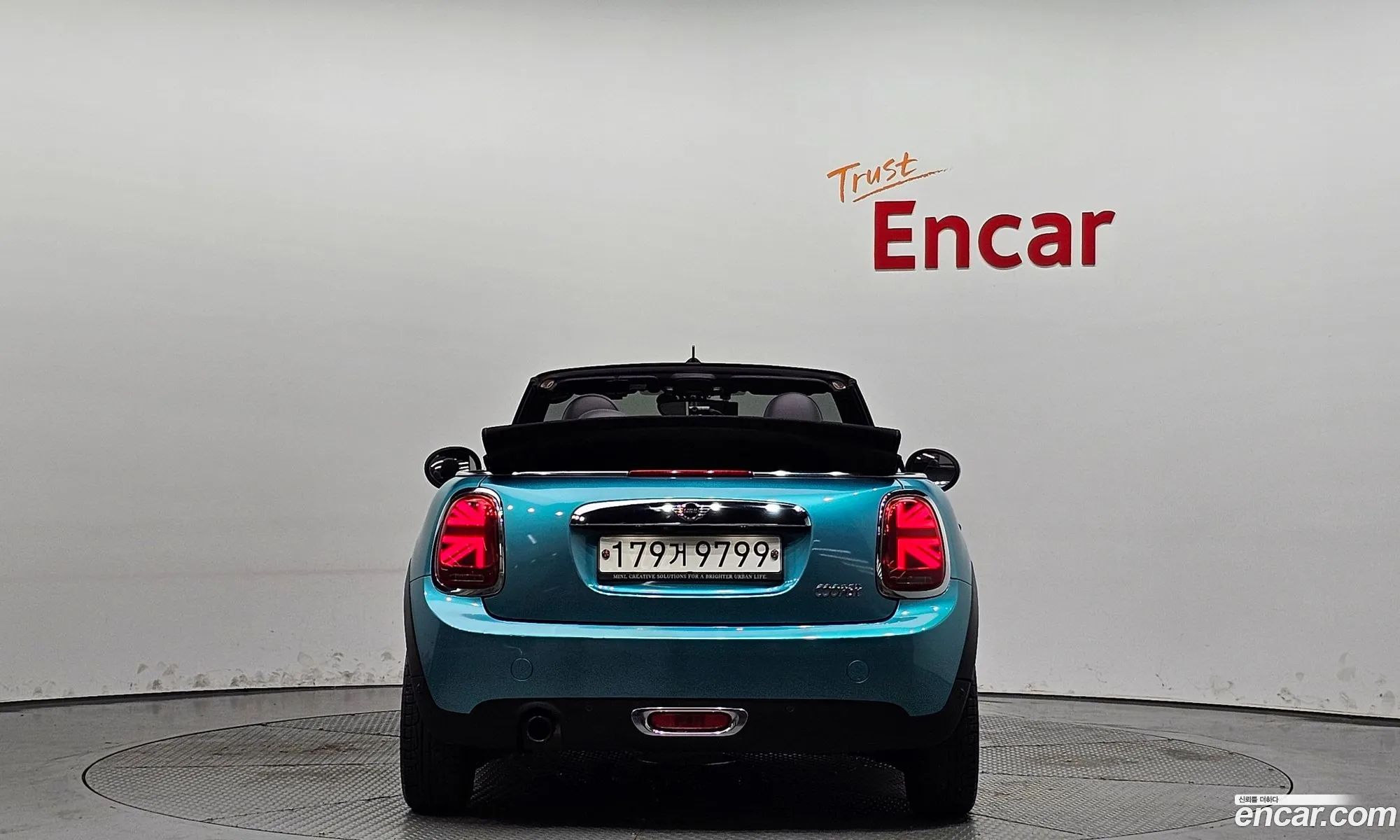 Mini Cooper Convertible Basic 3Rd Generation - фотография 248407