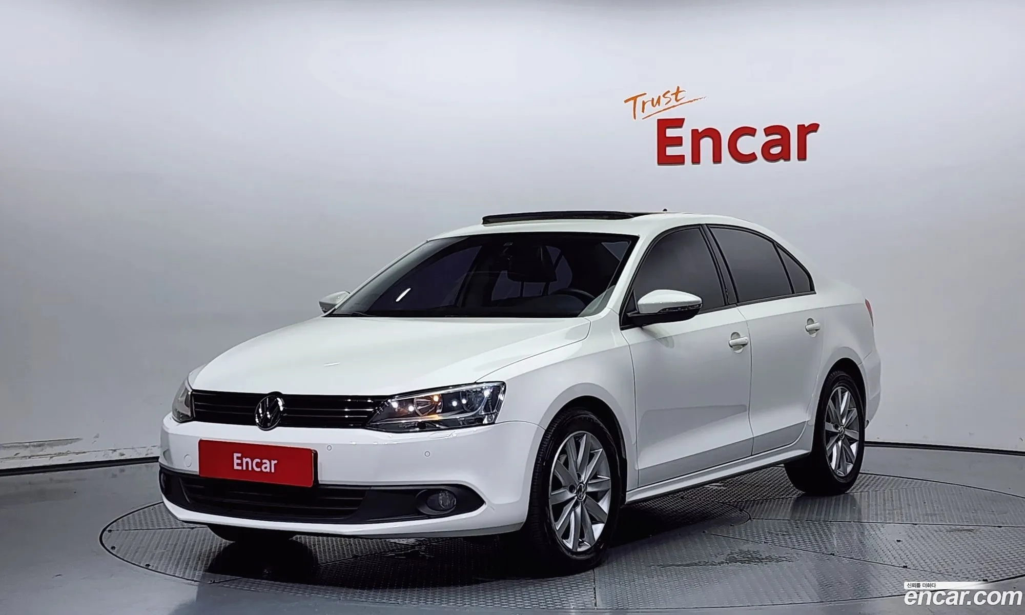 Volkswagen New Jetta 20 Tdi 6Th Generation - фотография 12504889