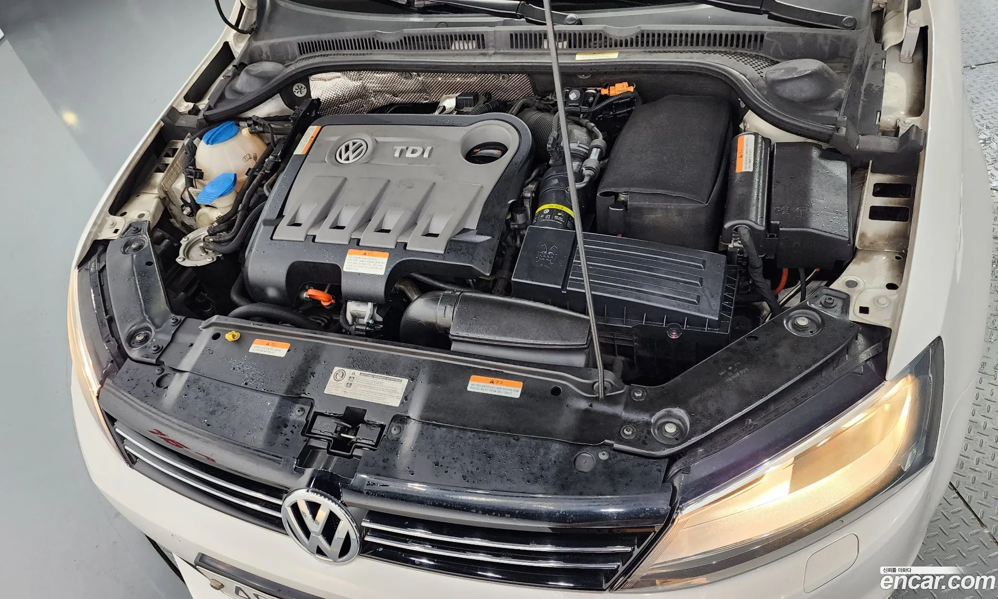 Volkswagen New Jetta 20 Tdi 6Th Generation - фотография 12504894