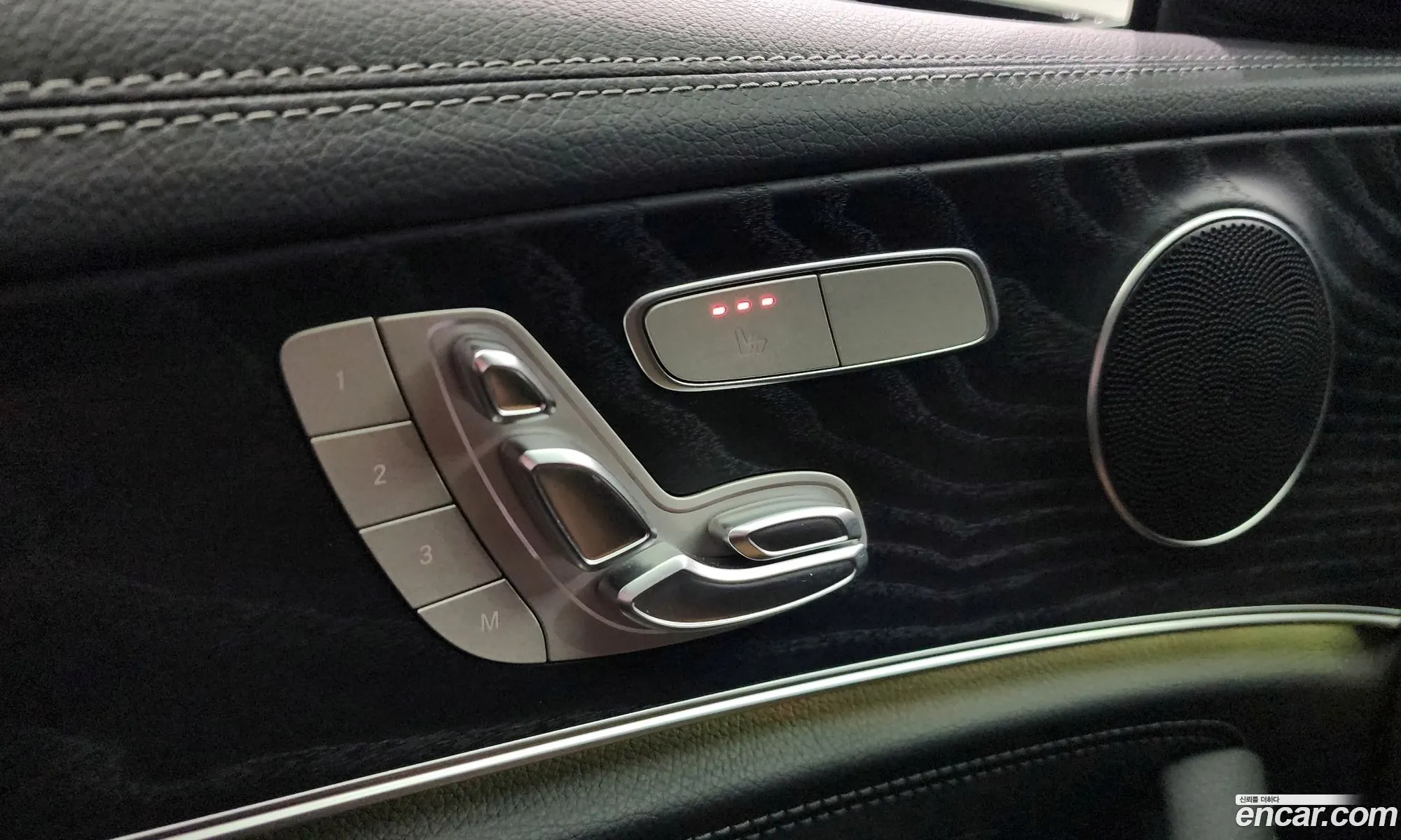 E-Class W213E220D 4Matic Amg Line - фотография 18214302
